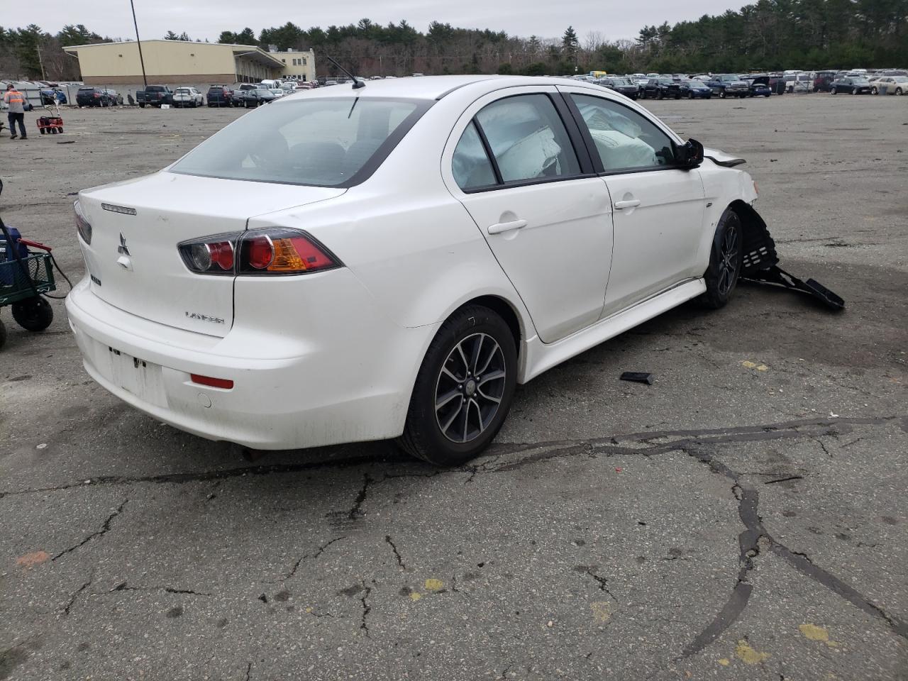 Photo 4 from auction – 2017 MITSUBISHI LANCER ES with VIN JA32U2FU5HU005071