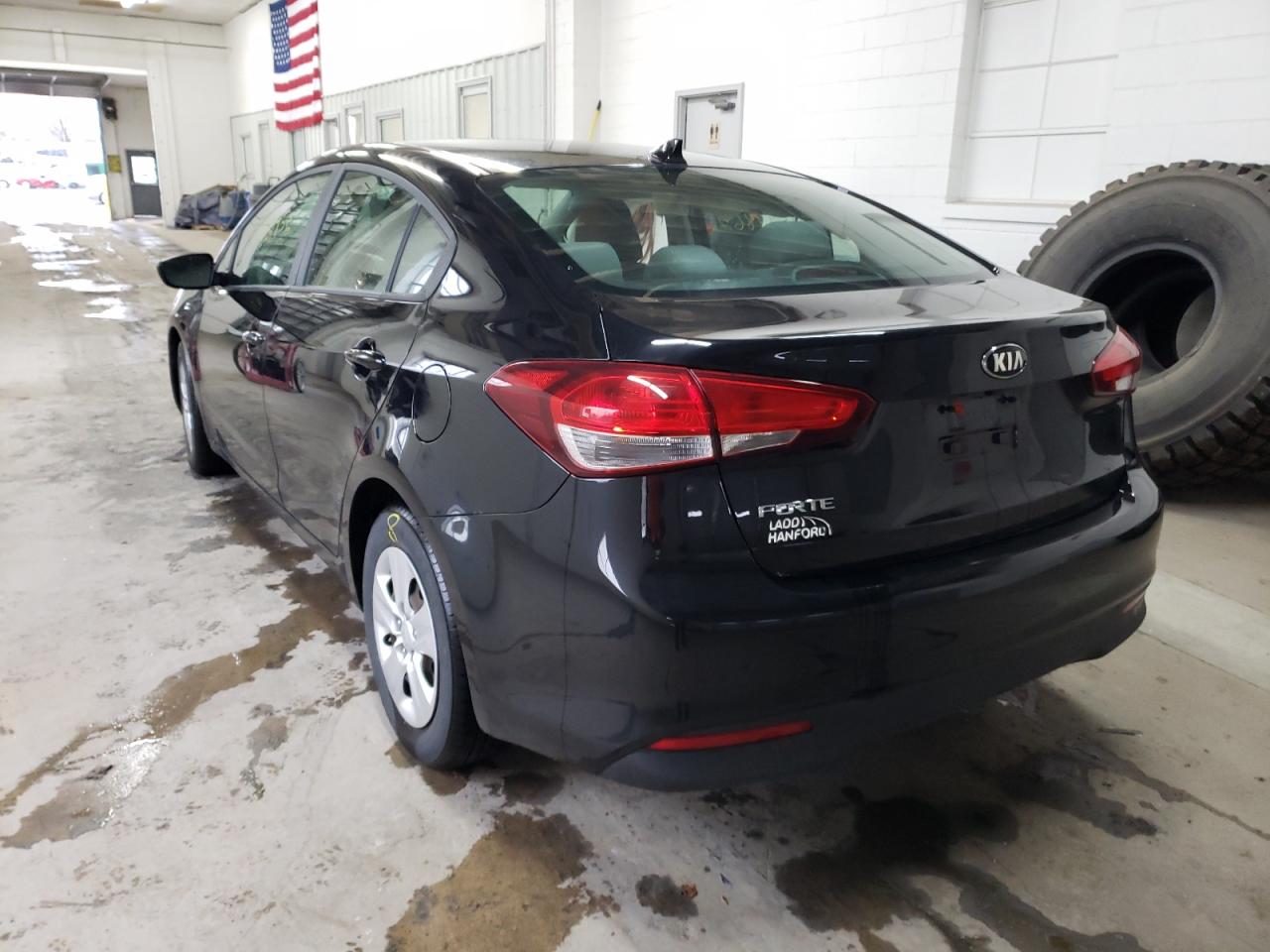 Photo 3 from auction – 2017 KIA FORTE LX with VIN 3KPFL4A75HE054398