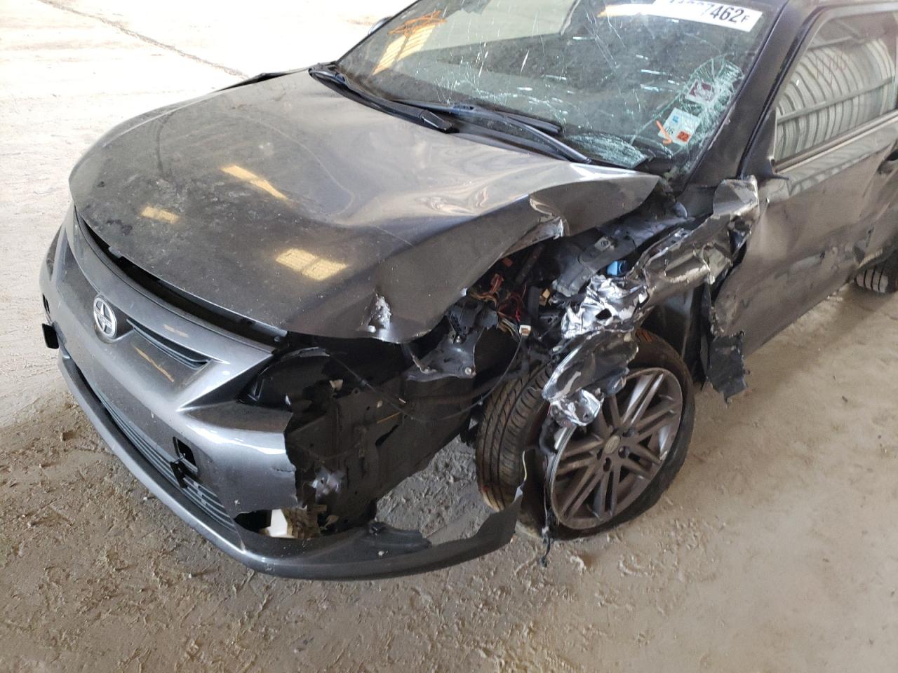 Photo 9 from auction – 2012 SCION TC with VIN JTKJF5C75C3028316