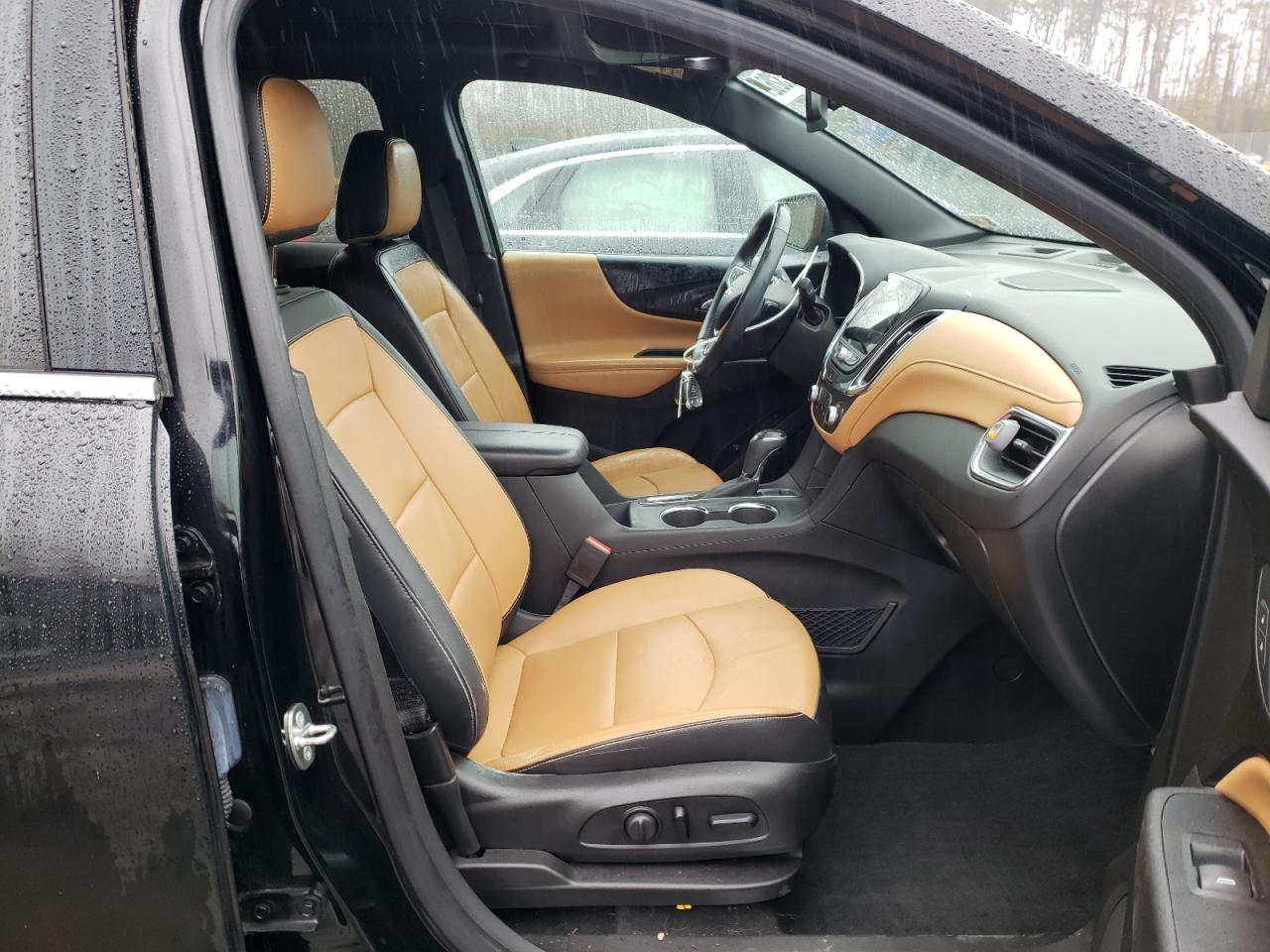 Photo 5 from auction – 2018 CHEVROLET EQUINOX LT with VIN 3GNAXXEU8JL265488