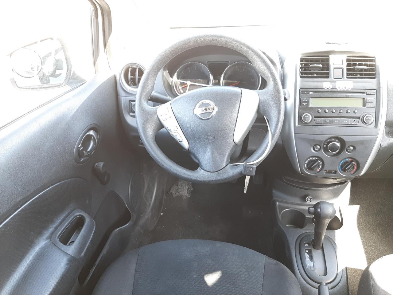 Photo 9 from auction – 2015 NISSAN VERSA NOTE with VIN 3N1CE2CP4FL431314