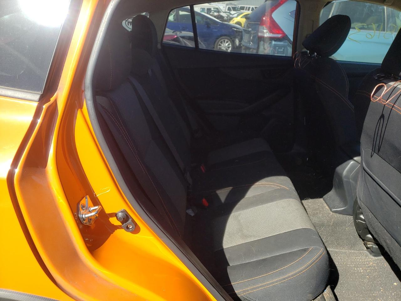Photo 6 from auction – 2018 SUBARU CROSSTREK with VIN JF2GTABC7JH296111