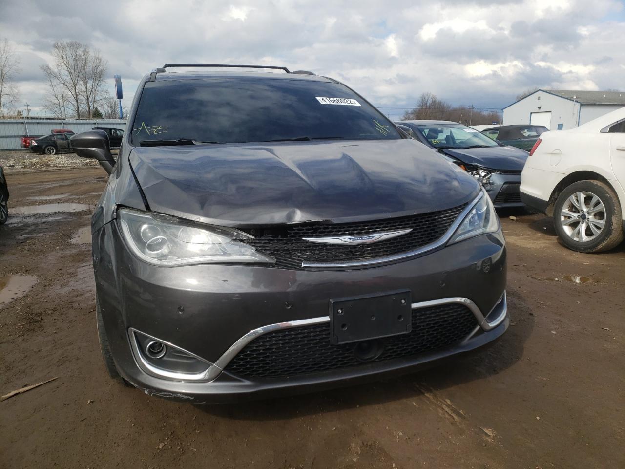 Photo 9 from auction – 2017 CHRYSLER PACIFICA T with VIN 2C4RC1EG8HR564748