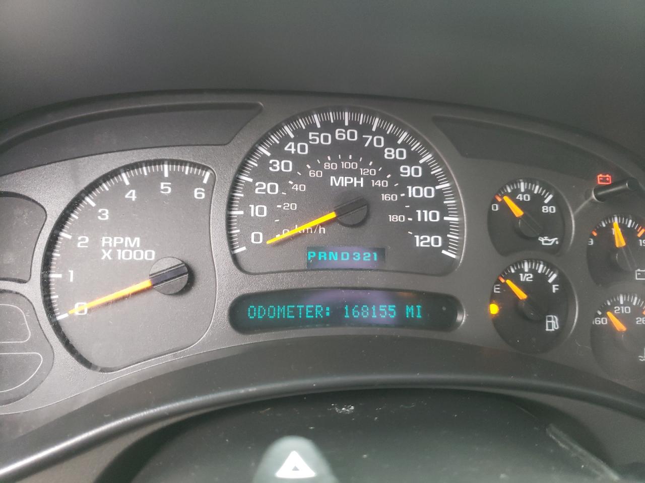 Photo 8 from auction – 2003 CHEVROLET SILVERADO with VIN 2GCEC19TX31355296