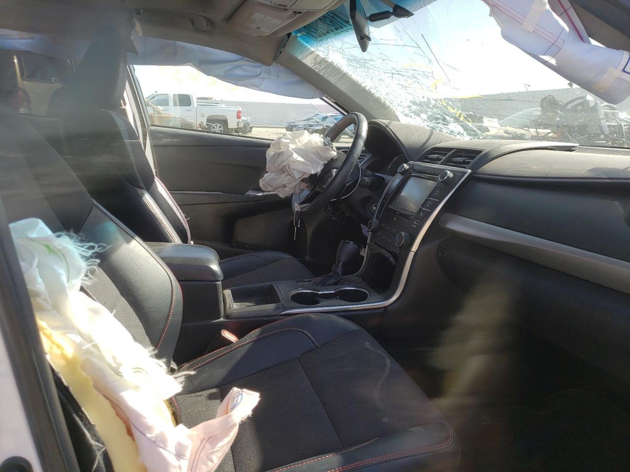 Photo 5 from auction – 2017 TOYOTA CAMRY LE with VIN 4T1BF1FK5HU367062