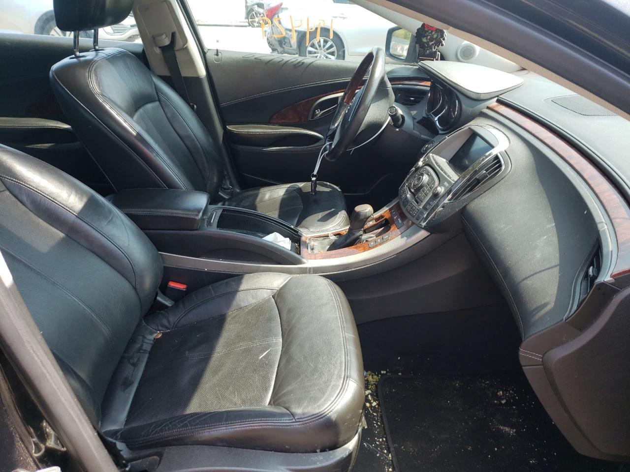 Foto 5 de la subasta – 2010 BUICK LACROSSE C con VIN 1G4GE5EV2AF291466