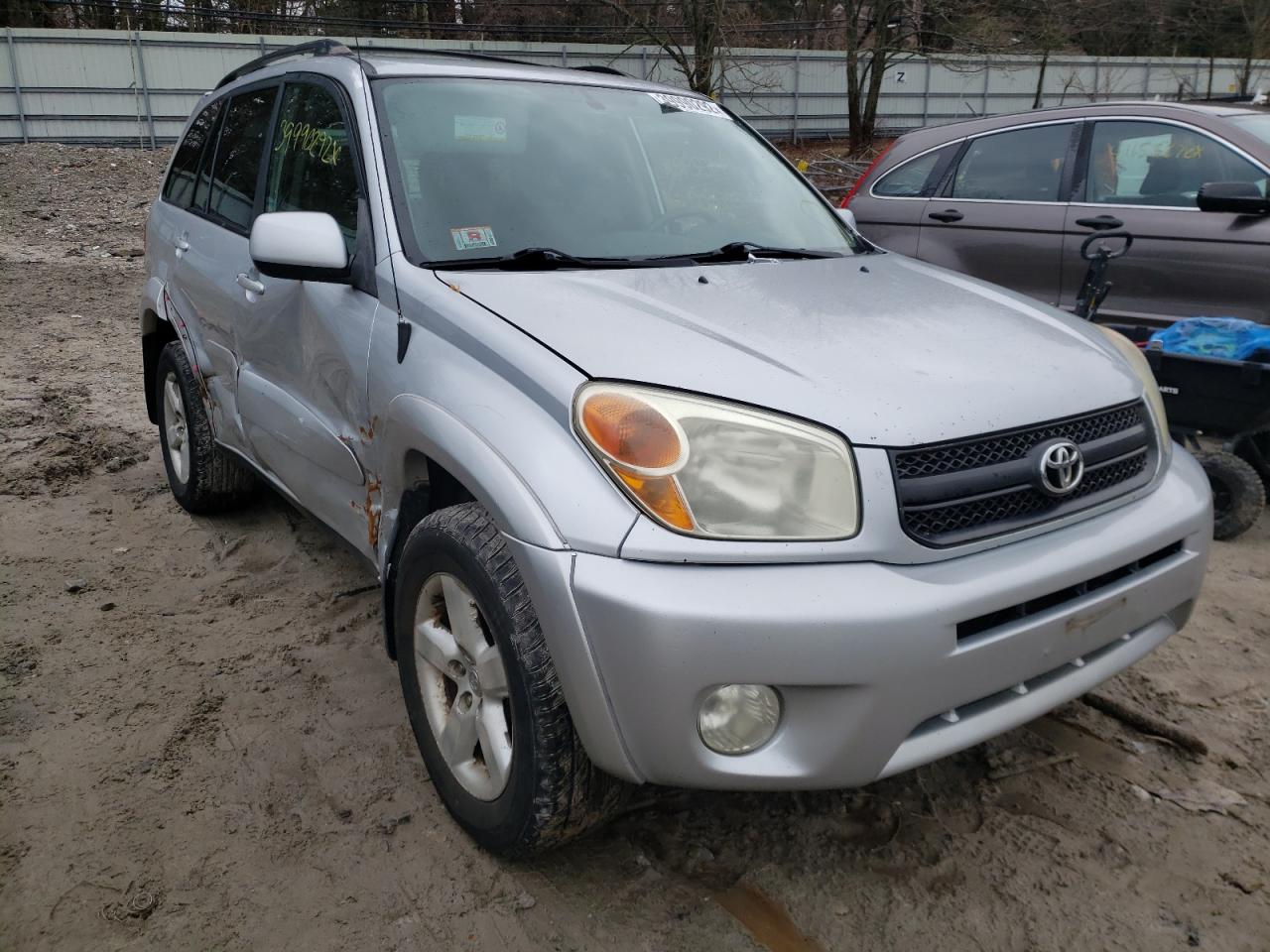 TOYOTA RAV4 2004 z numerem VIN JTEHD20V040002458 - Zdjęcie z aukcji