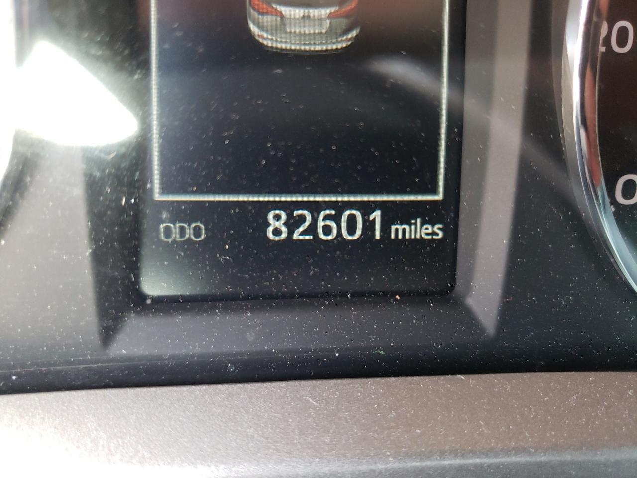 Photo 8 from auction – 2016 TOYOTA RAV4 XLE with VIN 2T3WFREV3GW283792