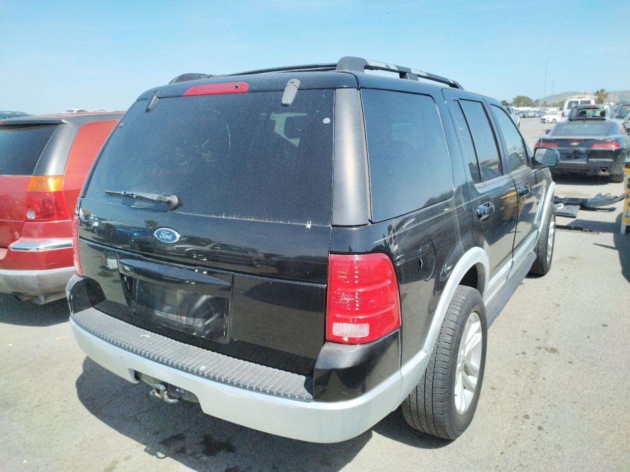 Photo 4 from auction – 2002 FORD EXPLORER X with VIN 1FMZU63E12ZA10908