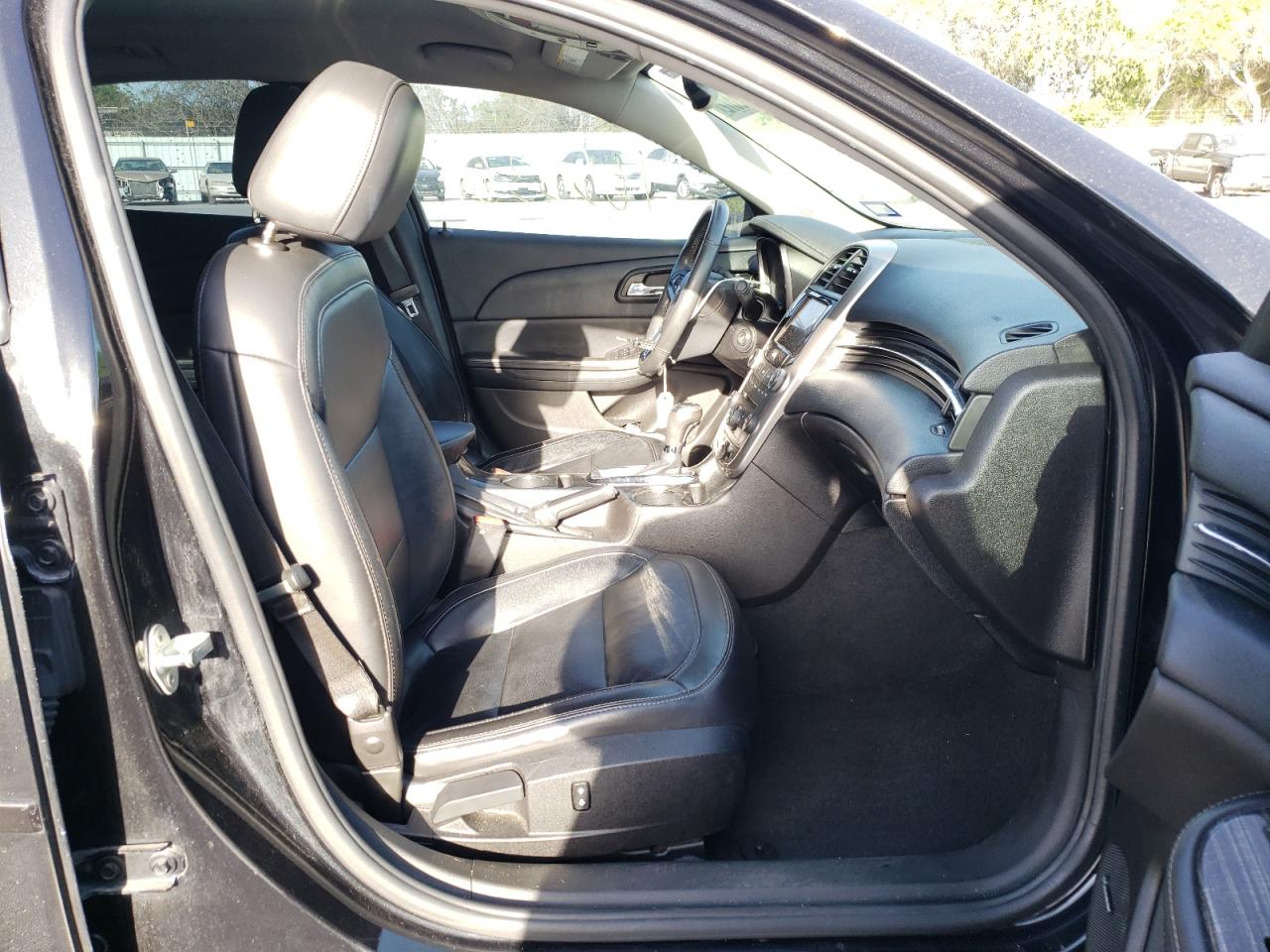 Photo 5 from auction – 2014 CHEVROLET MALIBU 2LT with VIN 1G11E5SL9EF296501