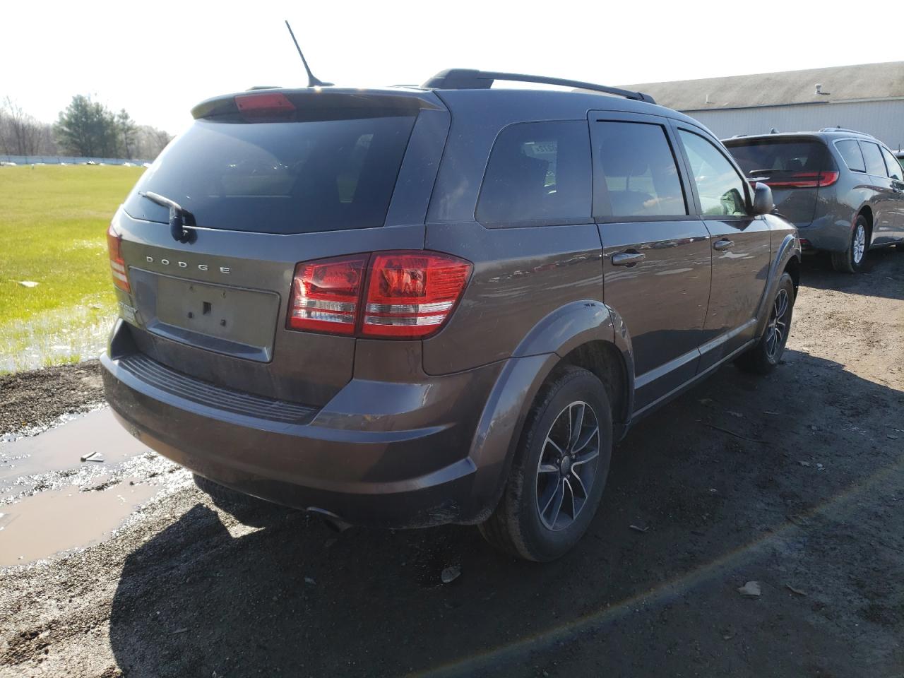 Photo 4 from auction – 2017 DODGE JOURNEY SE with VIN 3C4PDCAB0HT573662
