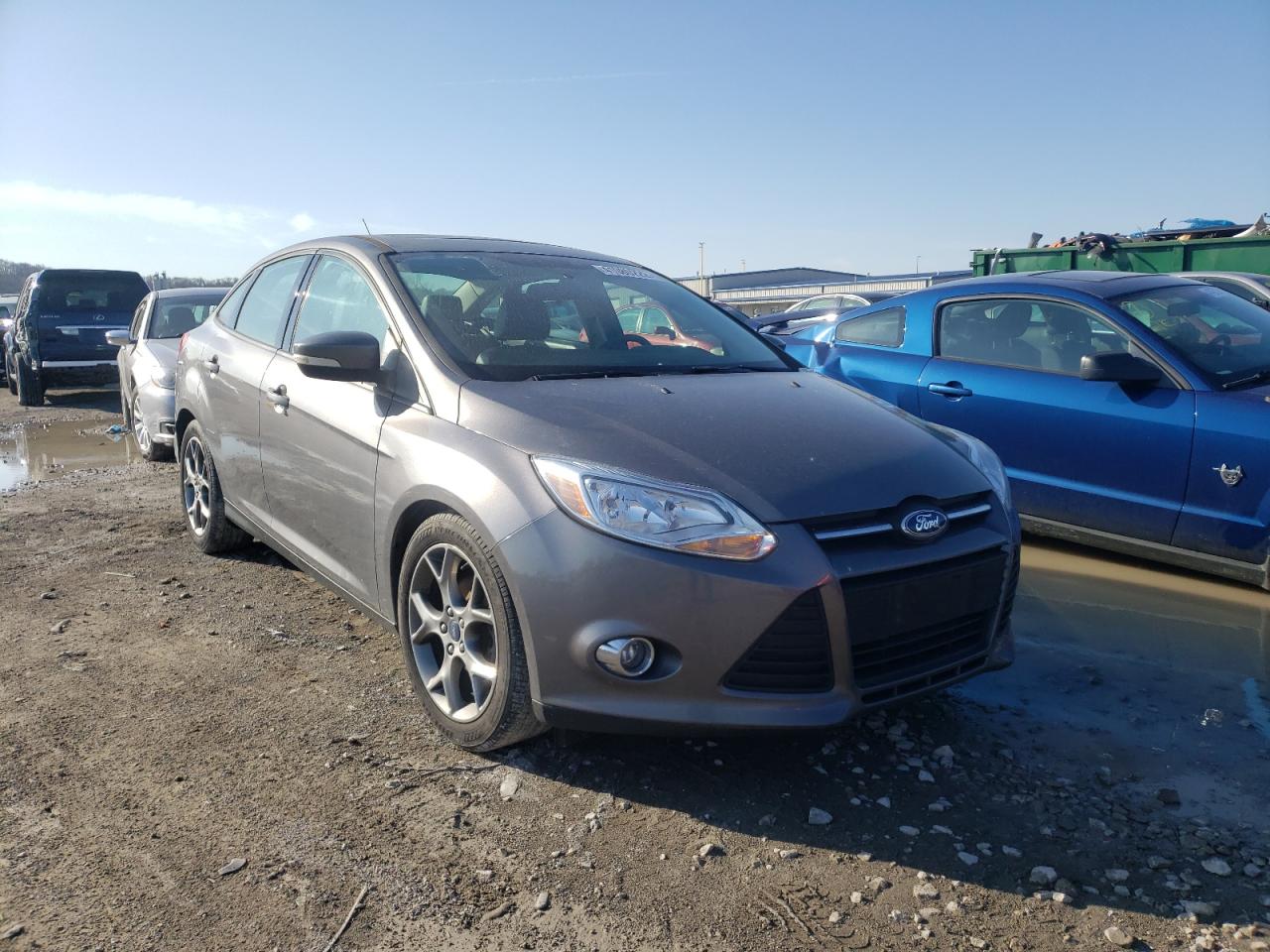 FORD FOCUS SE 2014 with VIN 1FADP3F25EL420162 - Photo from auction