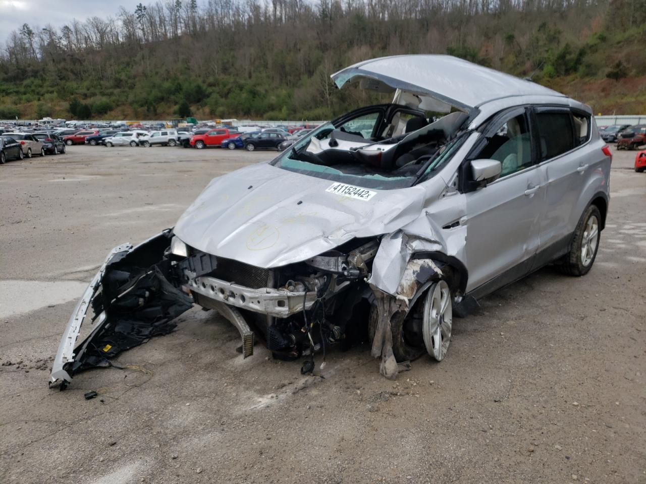 Photo 2 from auction – 2016 FORD ESCAPE SE with VIN 1FMCU9GX7GUC86842