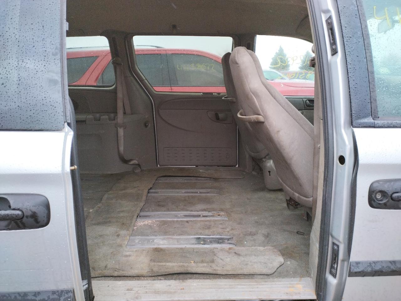 Photo 6 from auction – 2003 DODGE GRAND CARA with VIN 1D4GP24313B134960