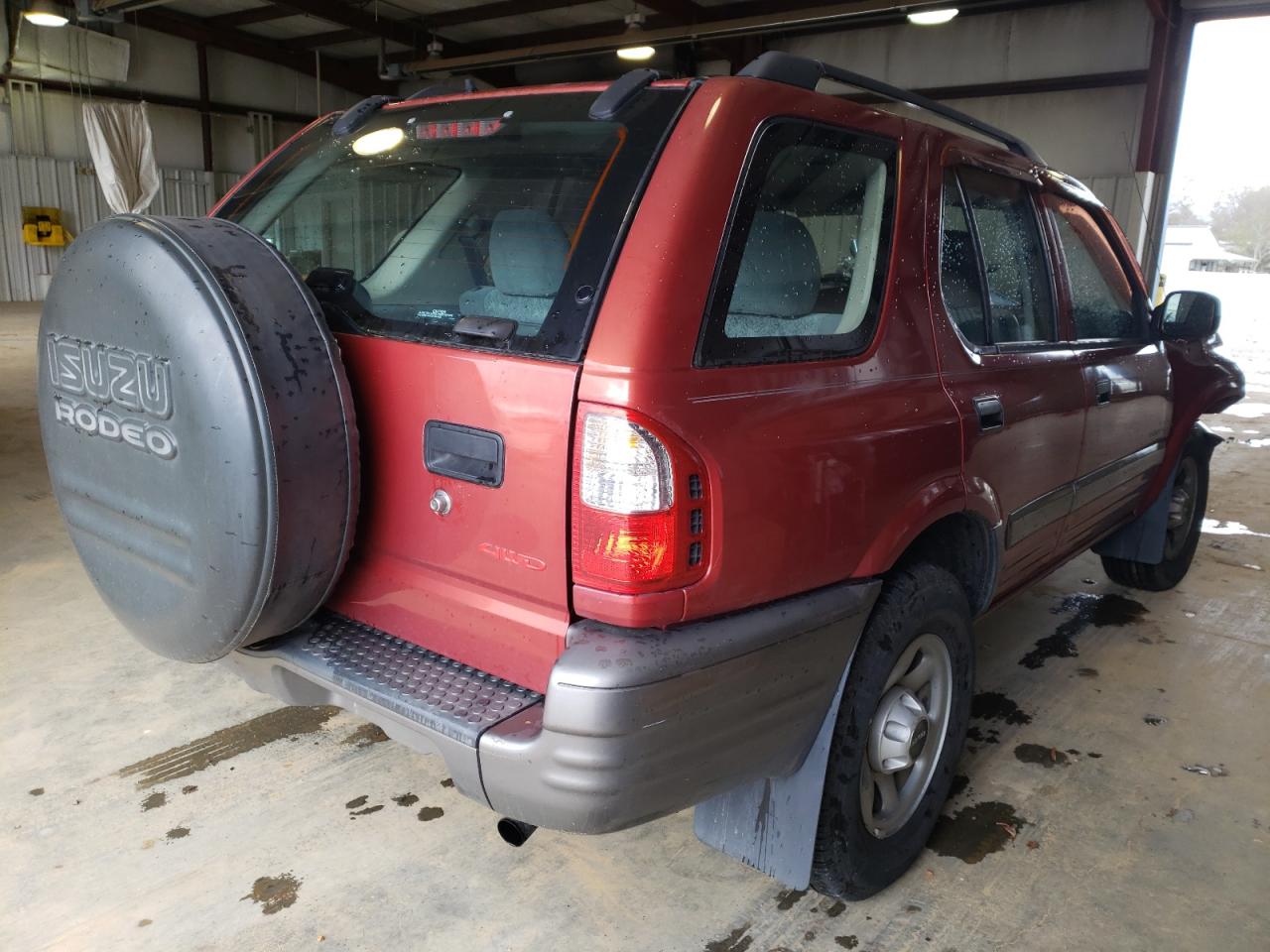 Photo 4 from auction – 2000 ISUZU RODEO S with VIN 4S2DM58W4Y4332687