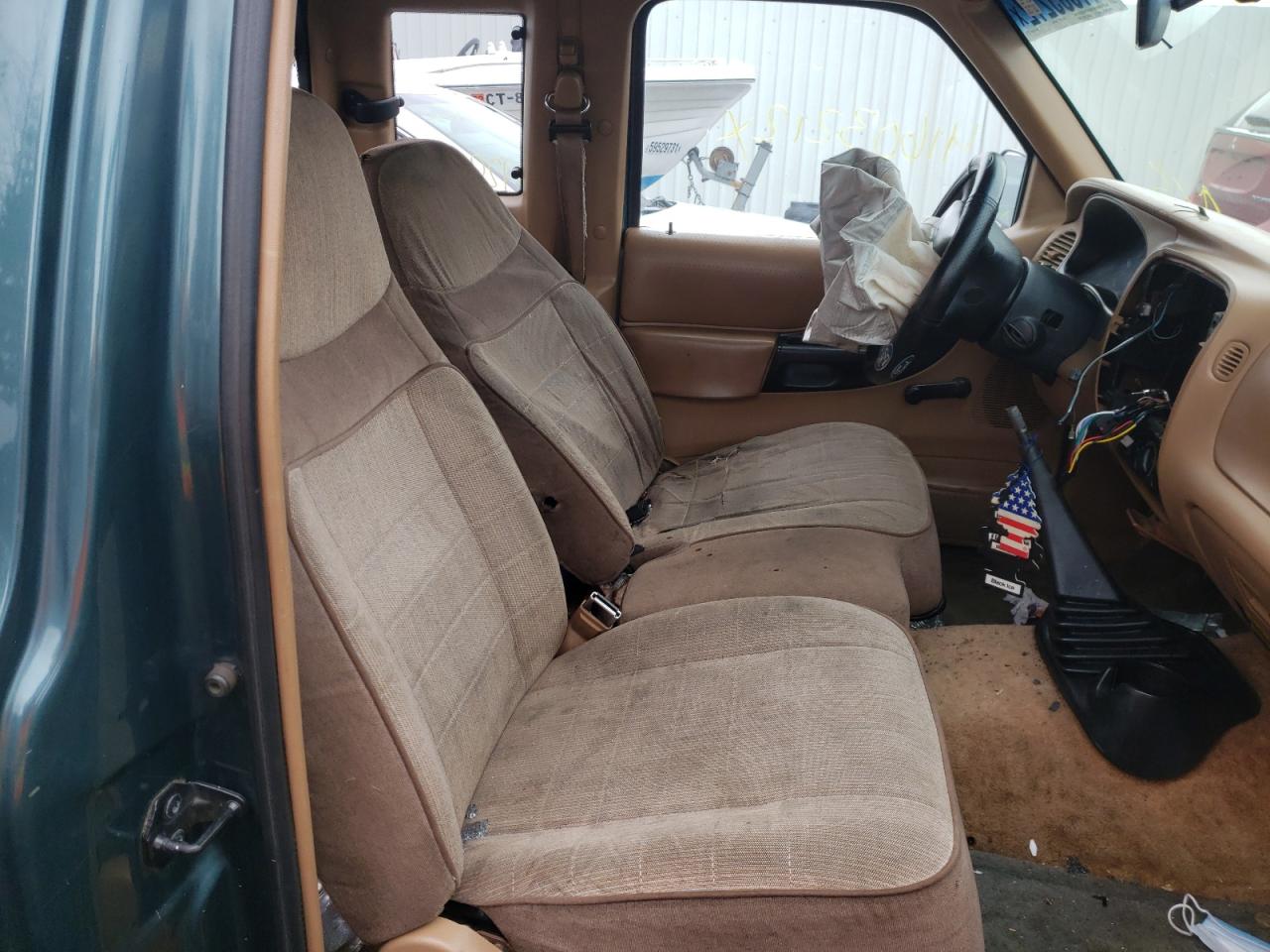Photo 5 from auction – 1995 FORD RANGER SUP with VIN 1FTCR14U3SPA12918
