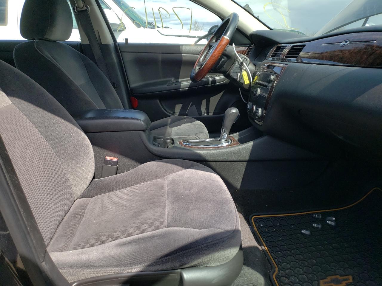 Photo 5 from auction – 2013 CHEVROLET IMPALA LS with VIN 2G1WA5E37D1193015