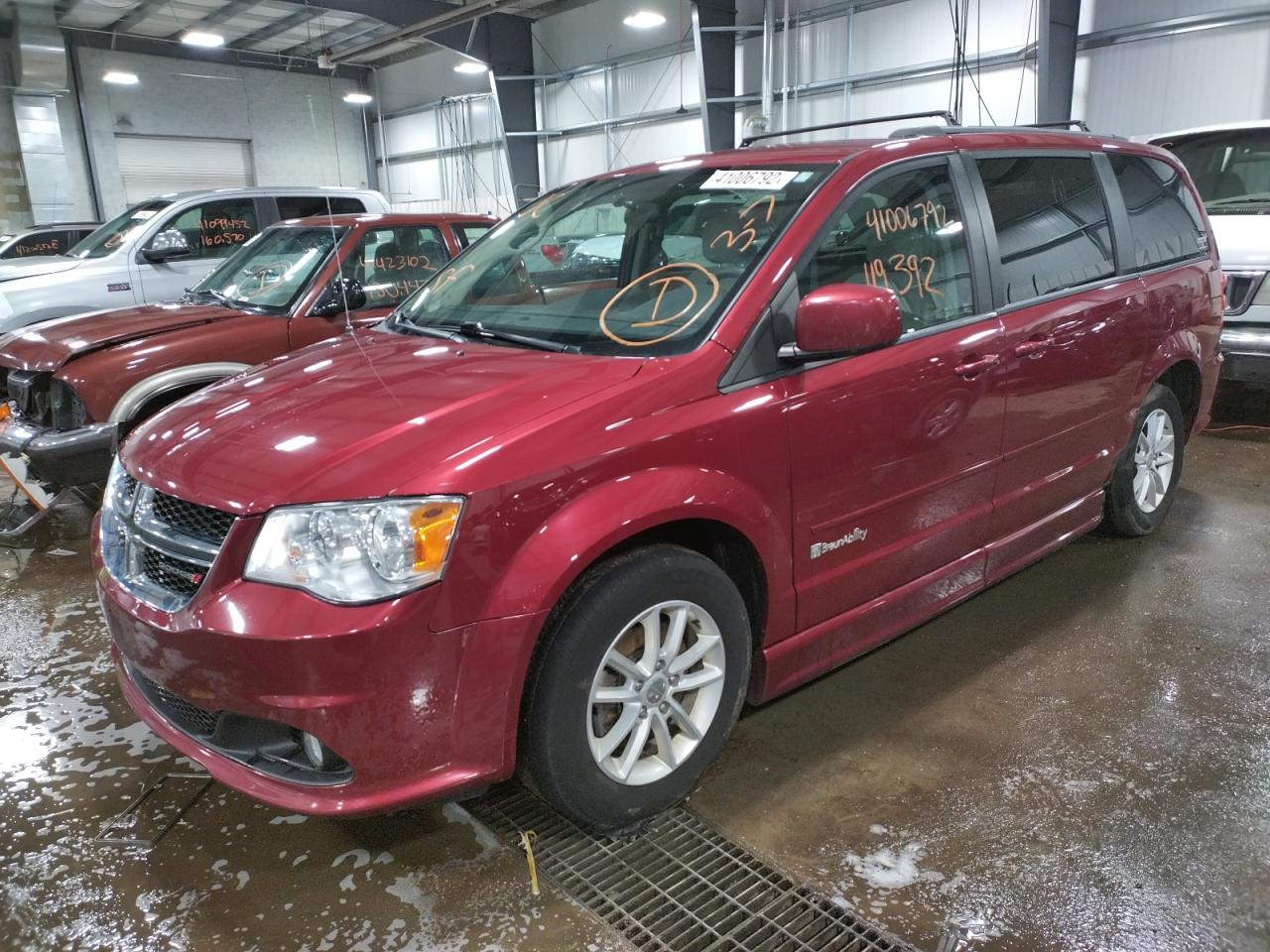 Photo 2 from auction – 2015 DODGE GRAND CARA with VIN 2C4RDGCG9FR541835