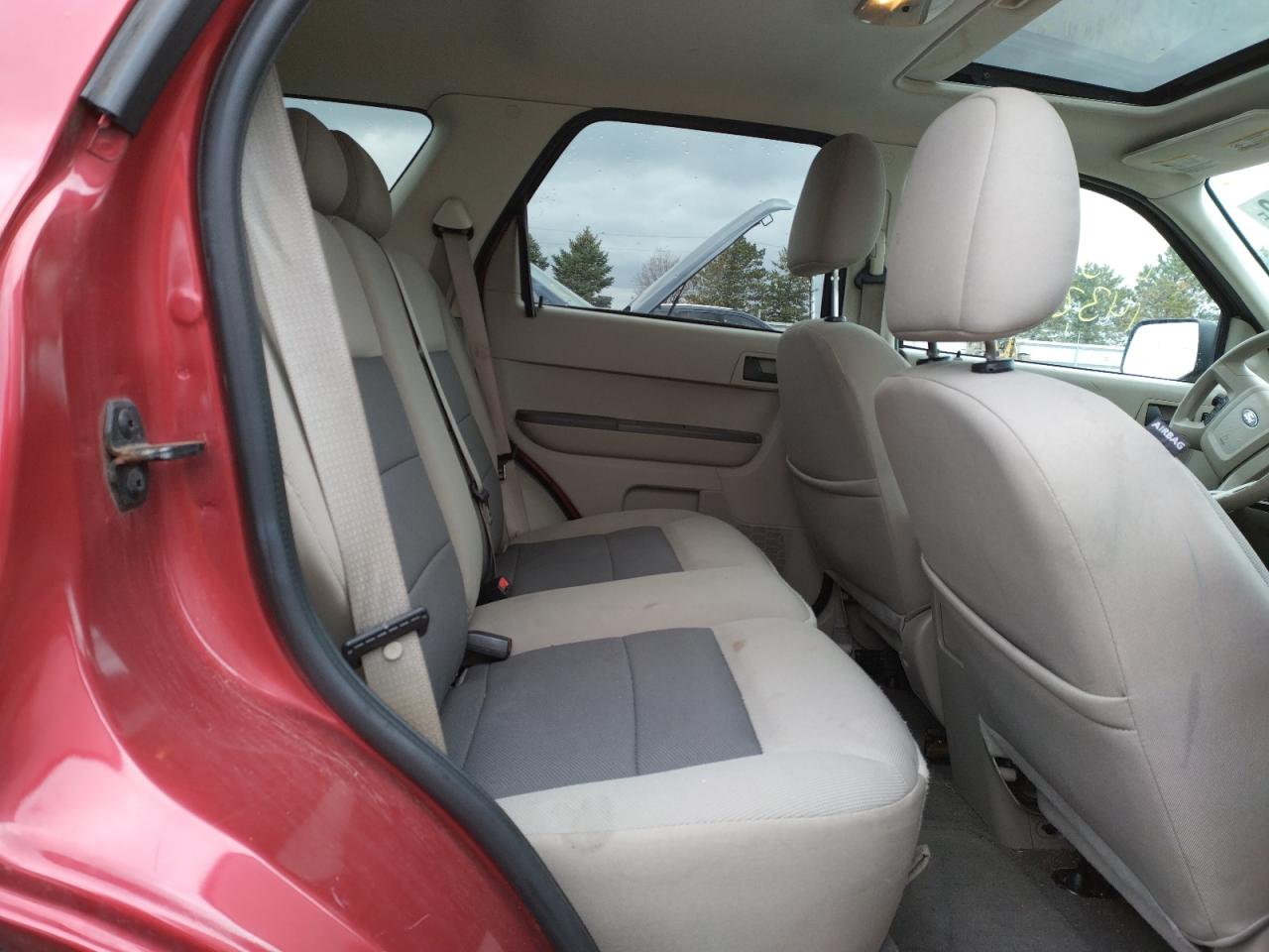 Photo 6 from auction – 2008 FORD ESCAPE XLT with VIN 1FMCU93108KD07304
