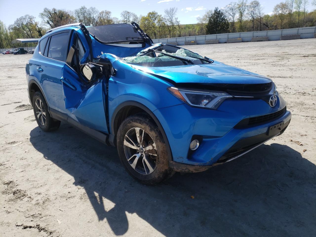 TOYOTA RAV4 XLE 2016 with VIN JTMWFREV0GJ066439 - Photo from auction