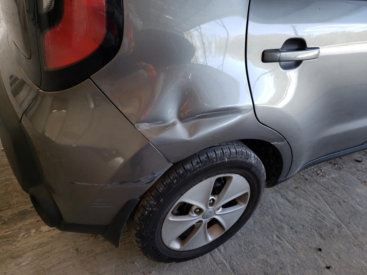 Photo 9 from auction – 2015 KIA SOUL with VIN KNDJN2A22F7121372