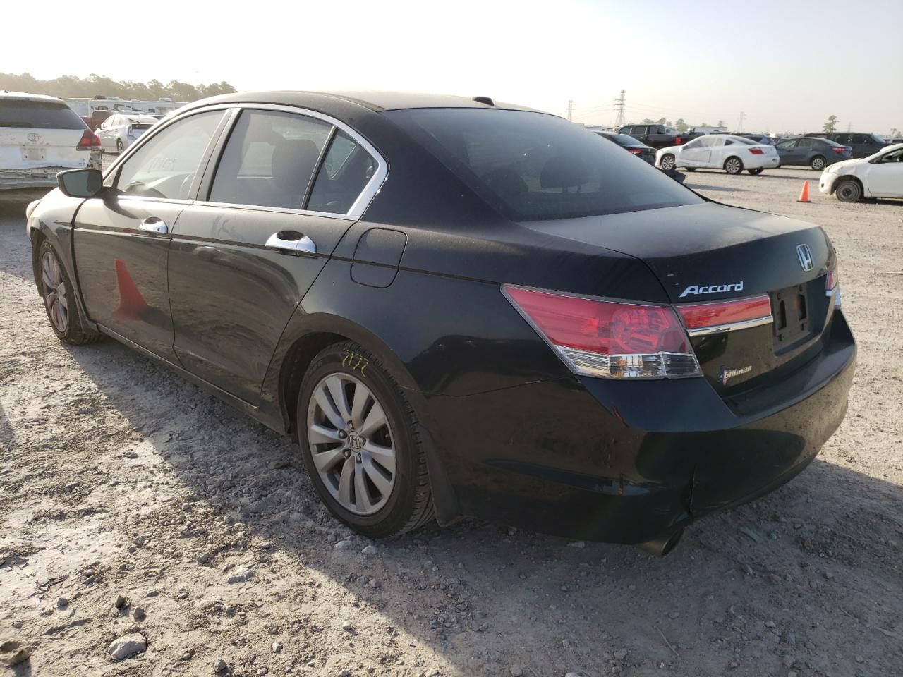 Photo 3 from auction – 2011 HONDA ACCORD EXL with VIN 1HGCP3F88BA007753