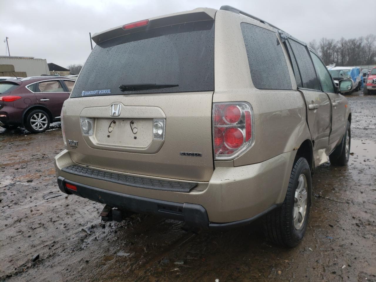 Photo 4 from auction – 2006 HONDA PILOT EX with VIN 2HKYF18616H516203