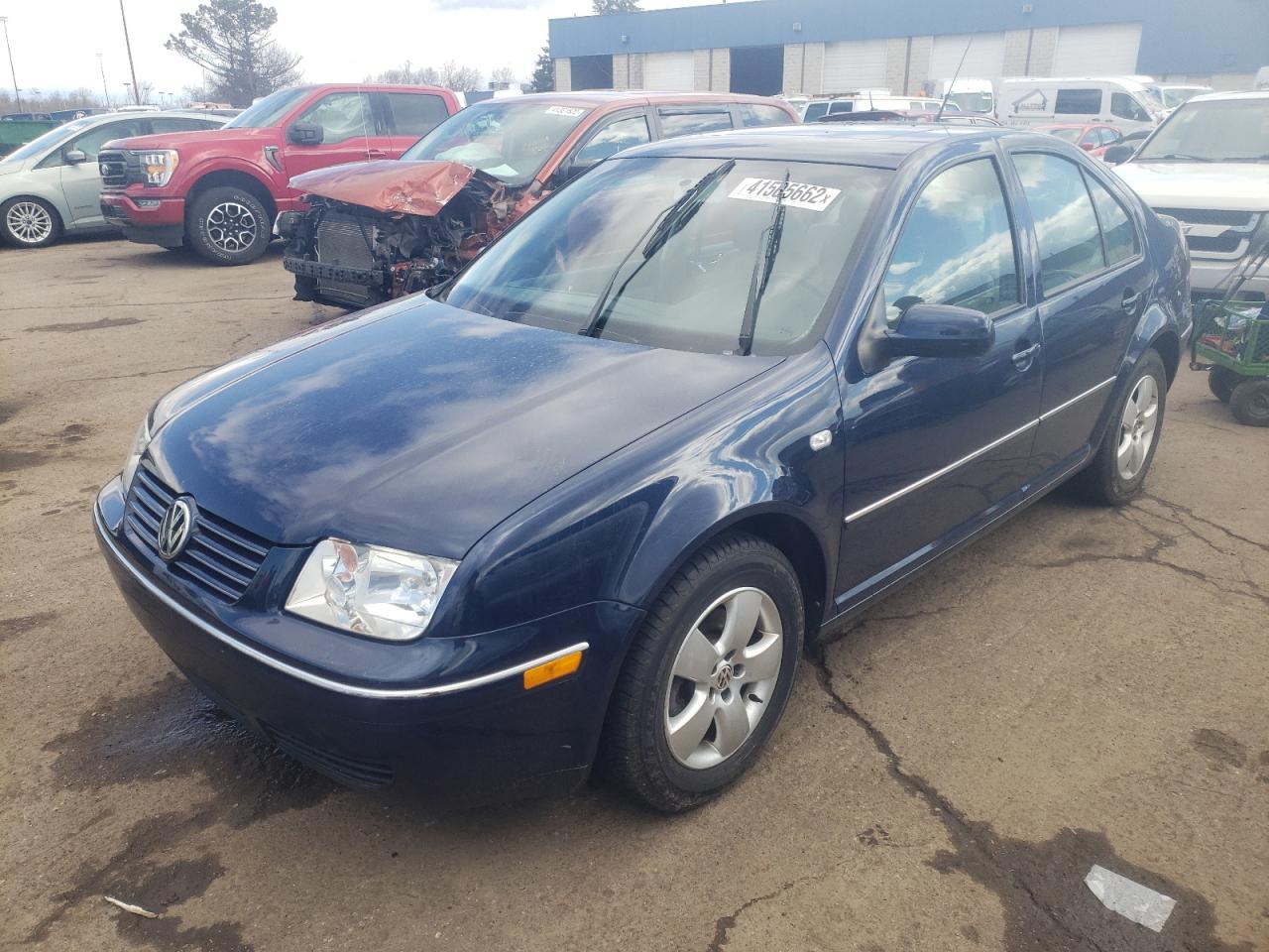 Photo 2 from auction – 2004 VOLKSWAGEN JETTA with VIN 3VWSK69M24M105232