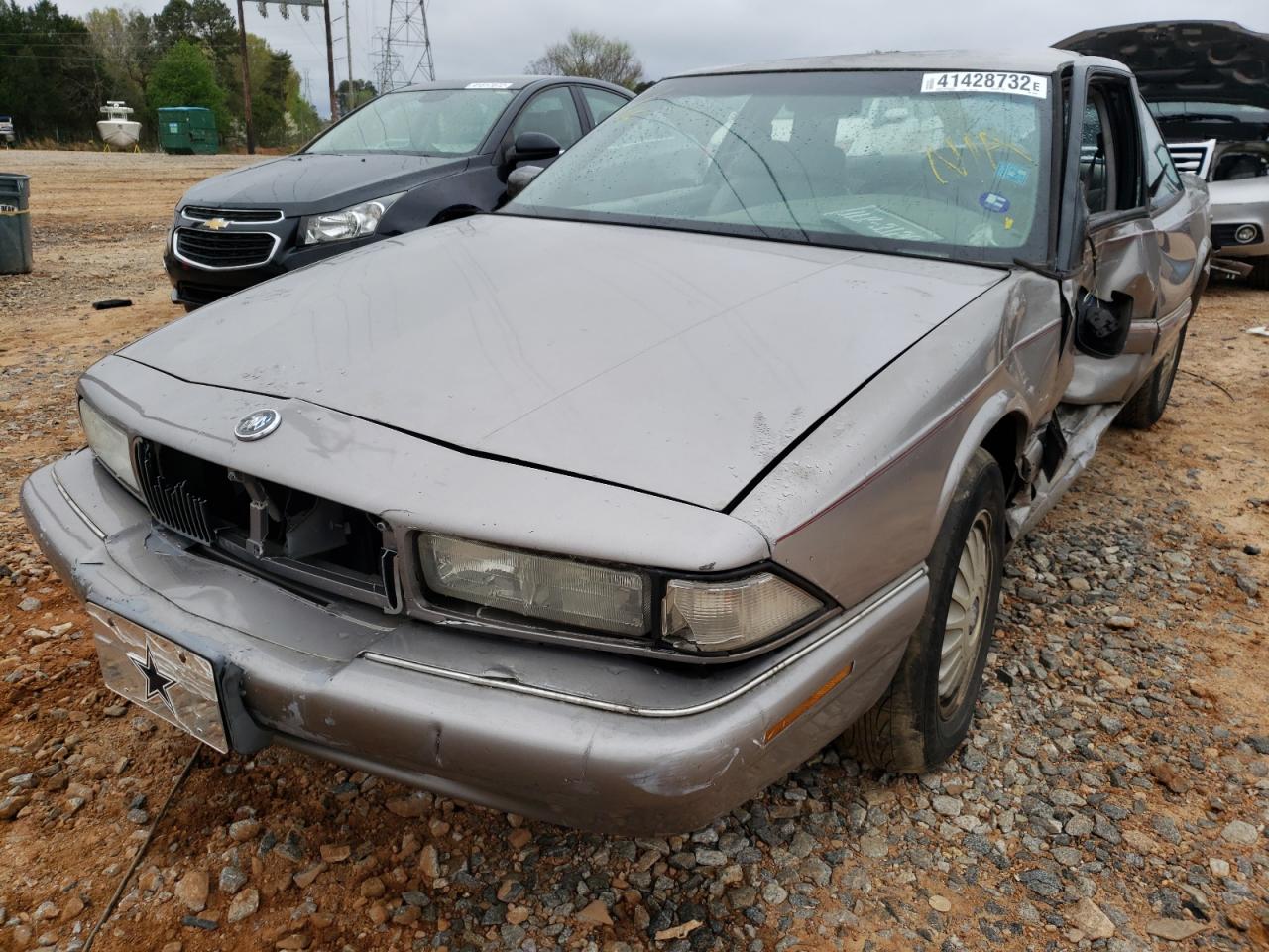 Photo 2 from auction – 1996 BUICK REGAL CUST with VIN 2G4WB12K0T1416448