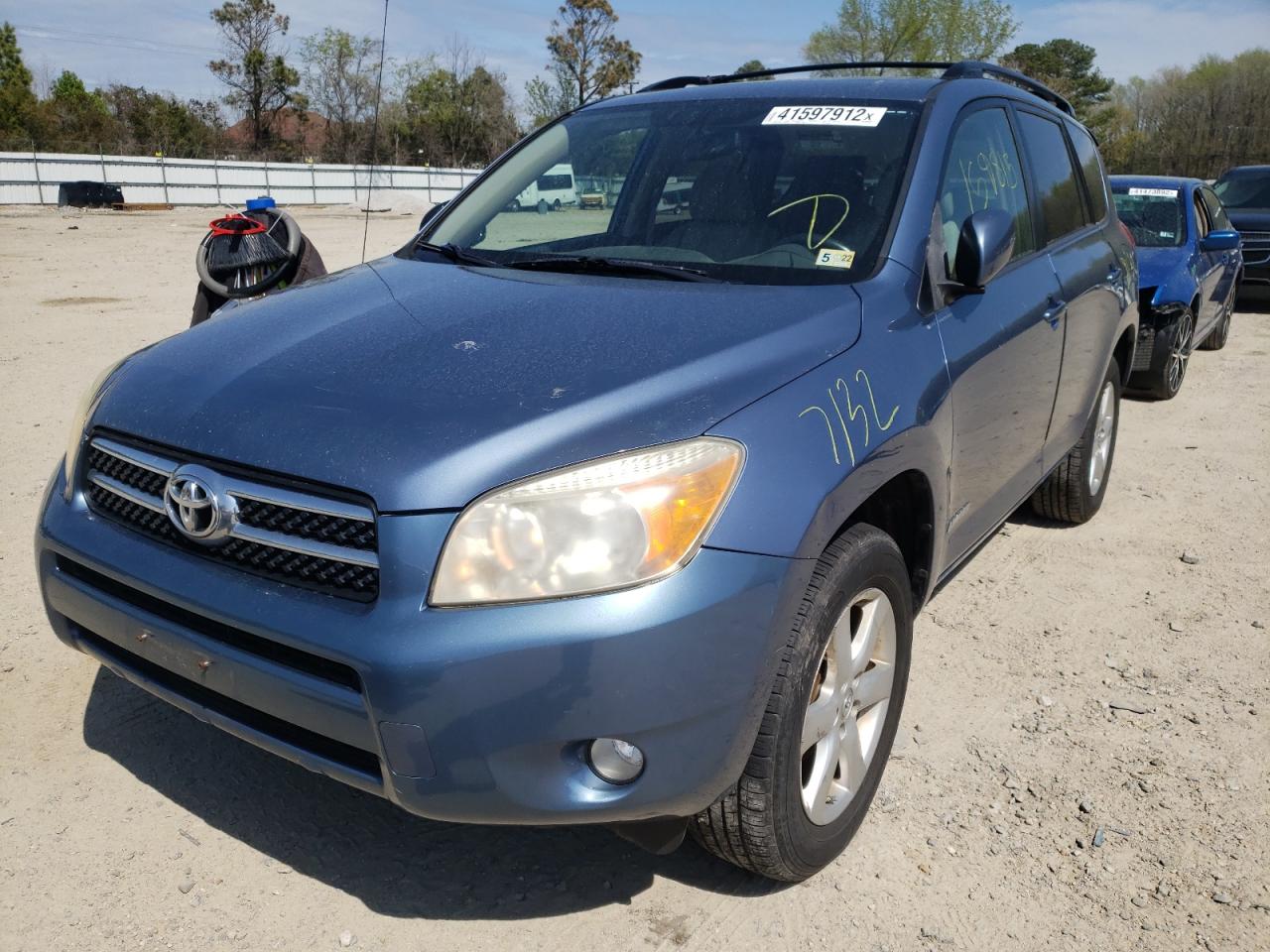 Photo 2 from auction – 2008 TOYOTA RAV4 LIMIT with VIN JTMBD31VX85184564