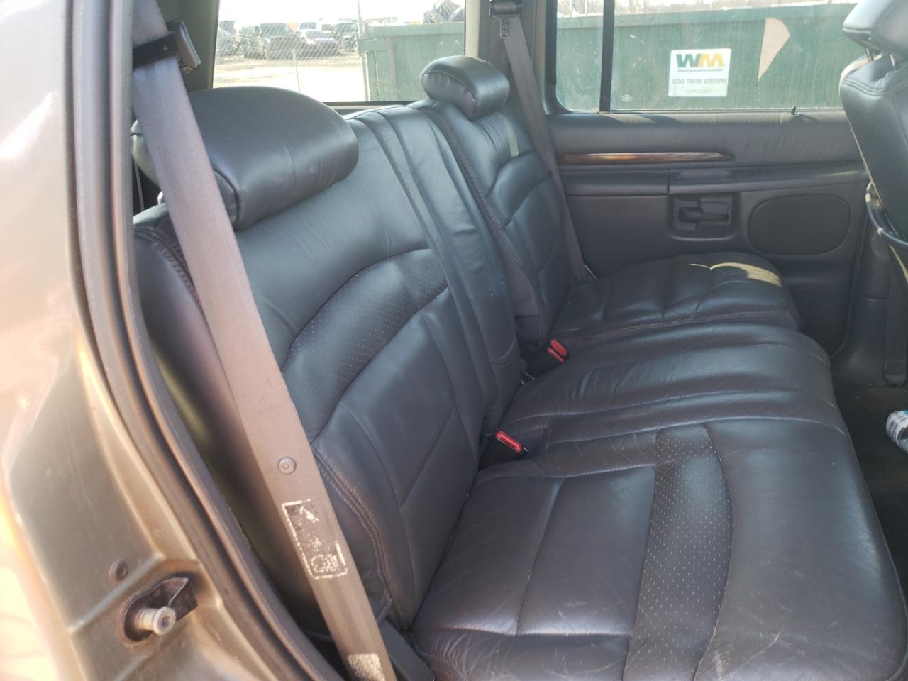 Photo 6 from auction – 2000 FORD EXPLORER L with VIN 1FMZU85P8YZB21250
