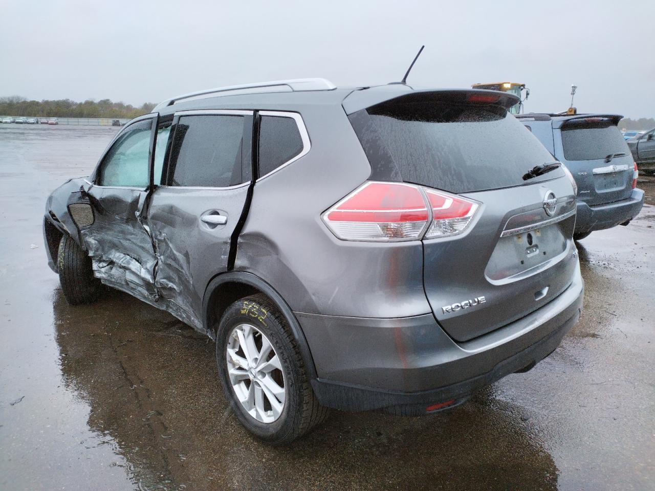 Photo 3 from auction – 2016 NISSAN ROGUE S with VIN KNMAT2MV5GP618557