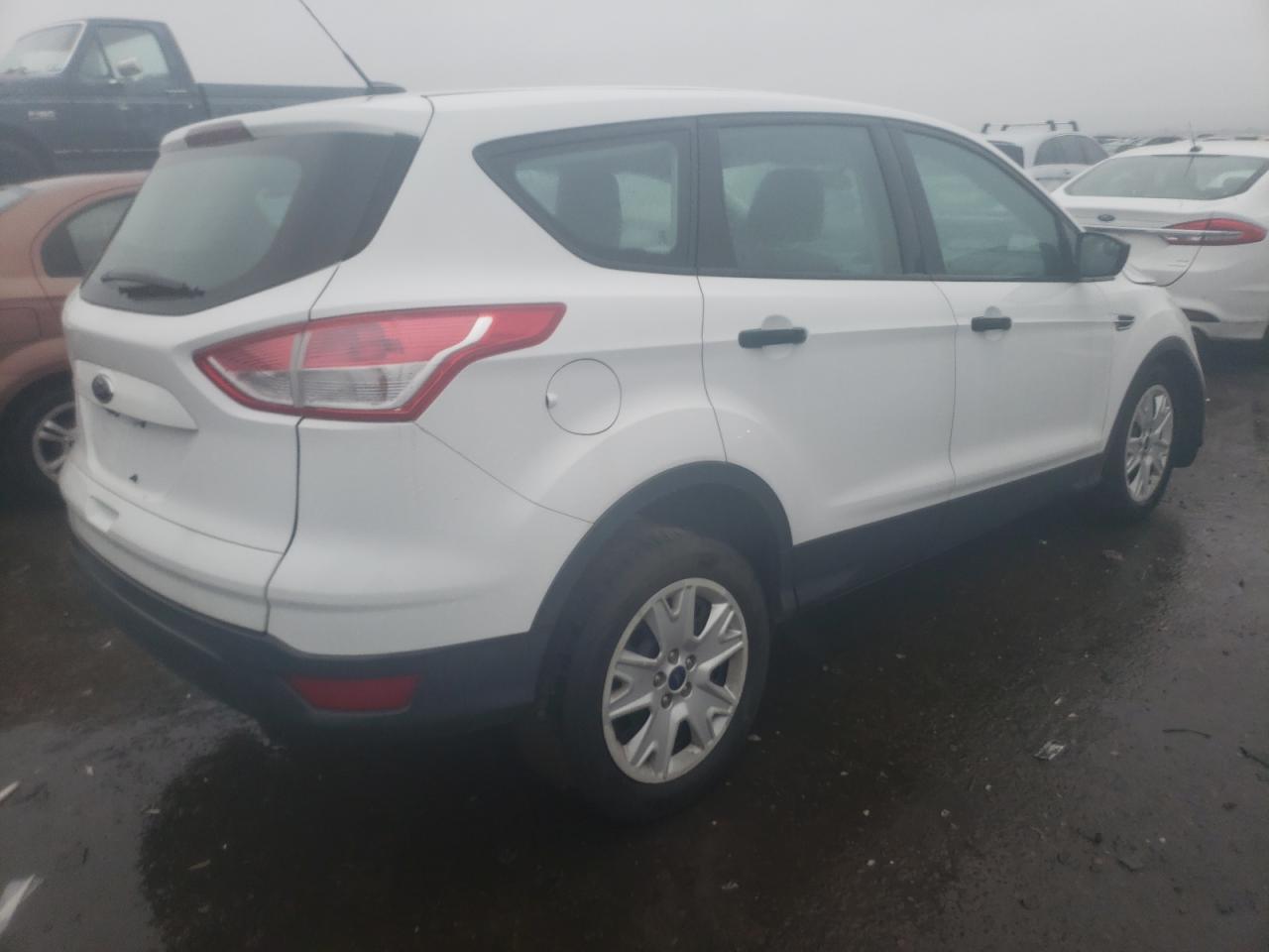 Photo 4 from auction – 2014 FORD ESCAPE S with VIN 1FMCU0F7XEUC80785