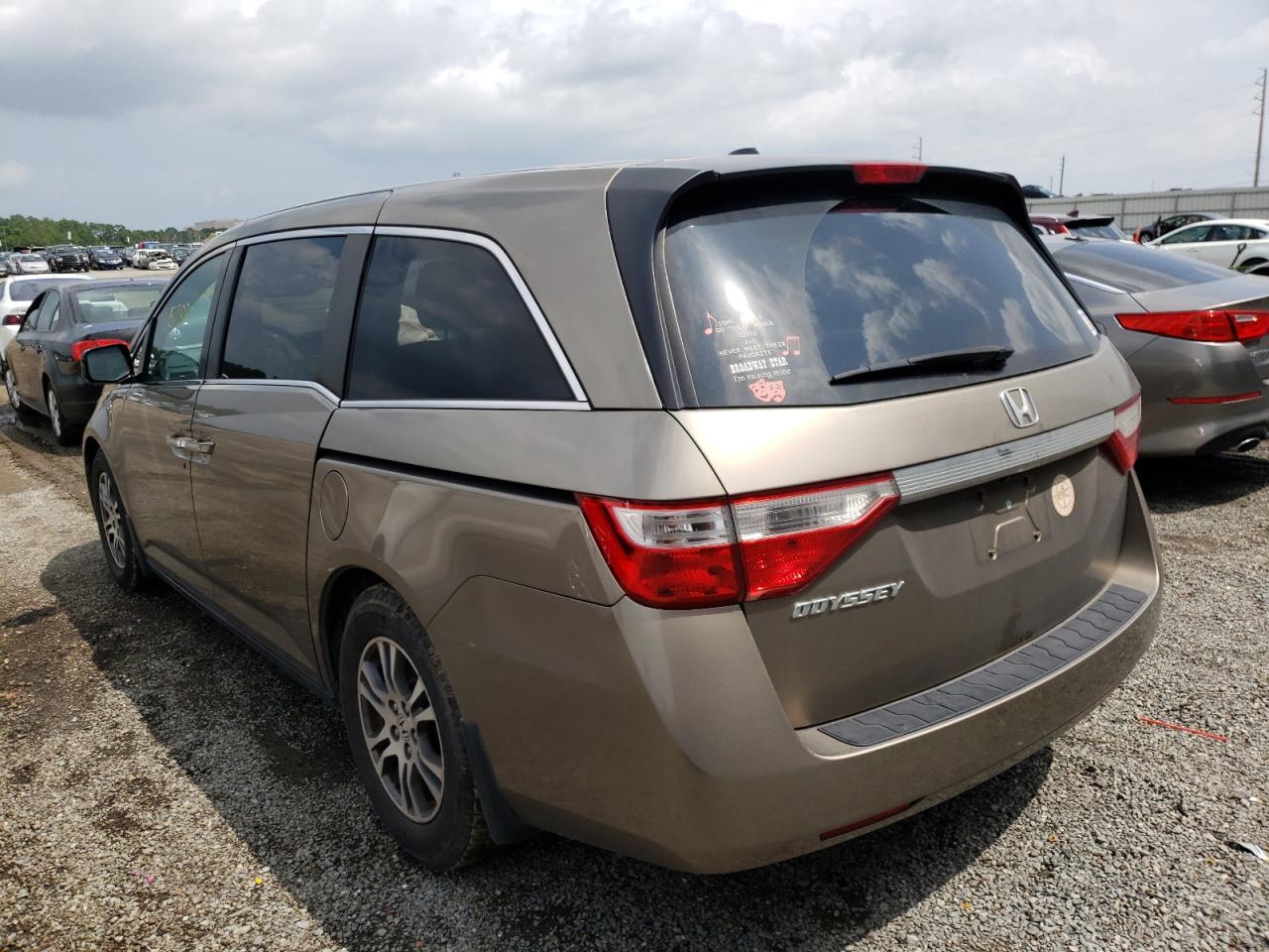 Photo 3 from auction – 2013 HONDA ODYSSEY EX with VIN 5FNRL5H67DB032164