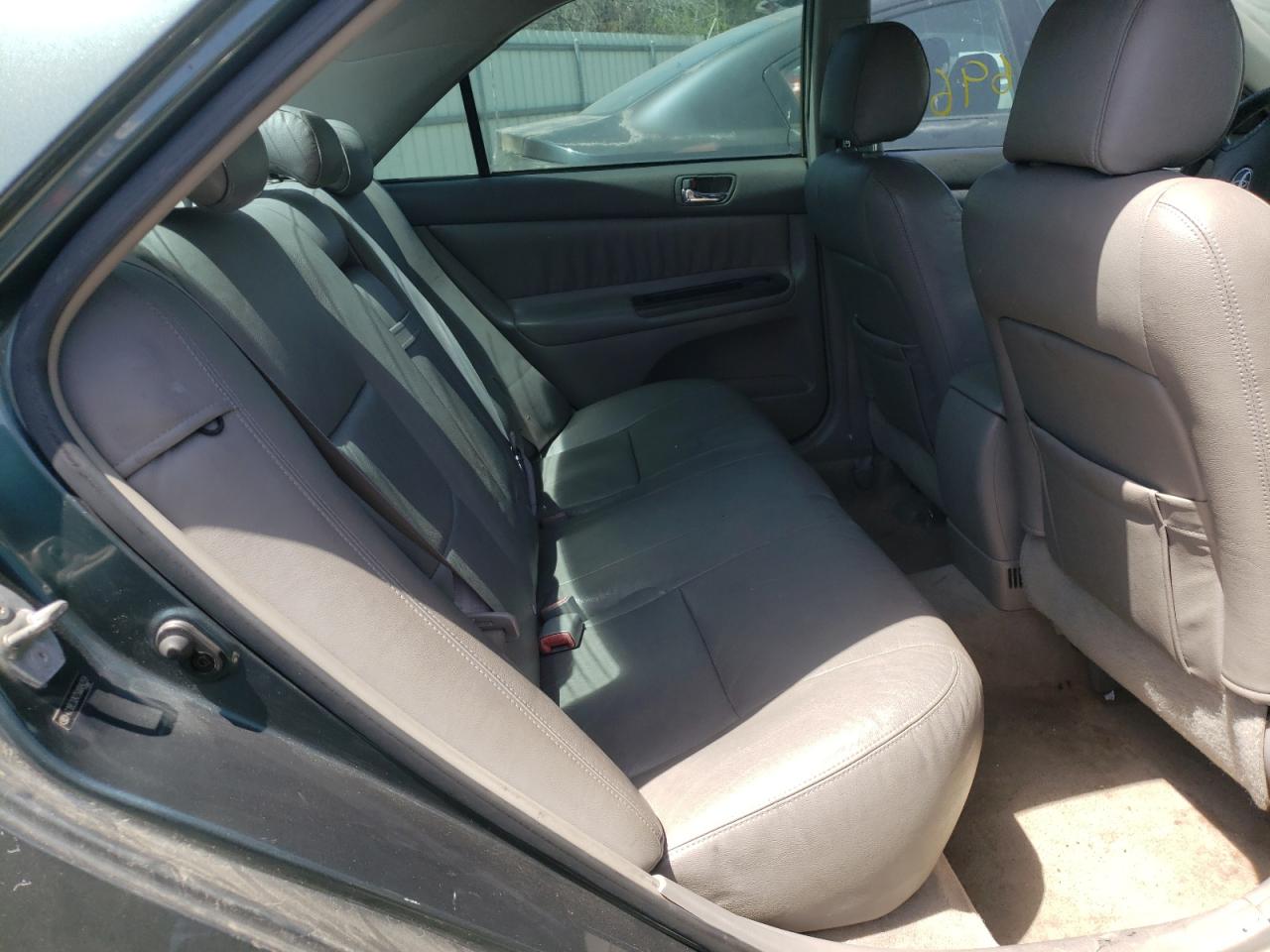 Photo 6 from auction – 2005 TOYOTA CAMRY LE with VIN 4T1BE32K75U004259