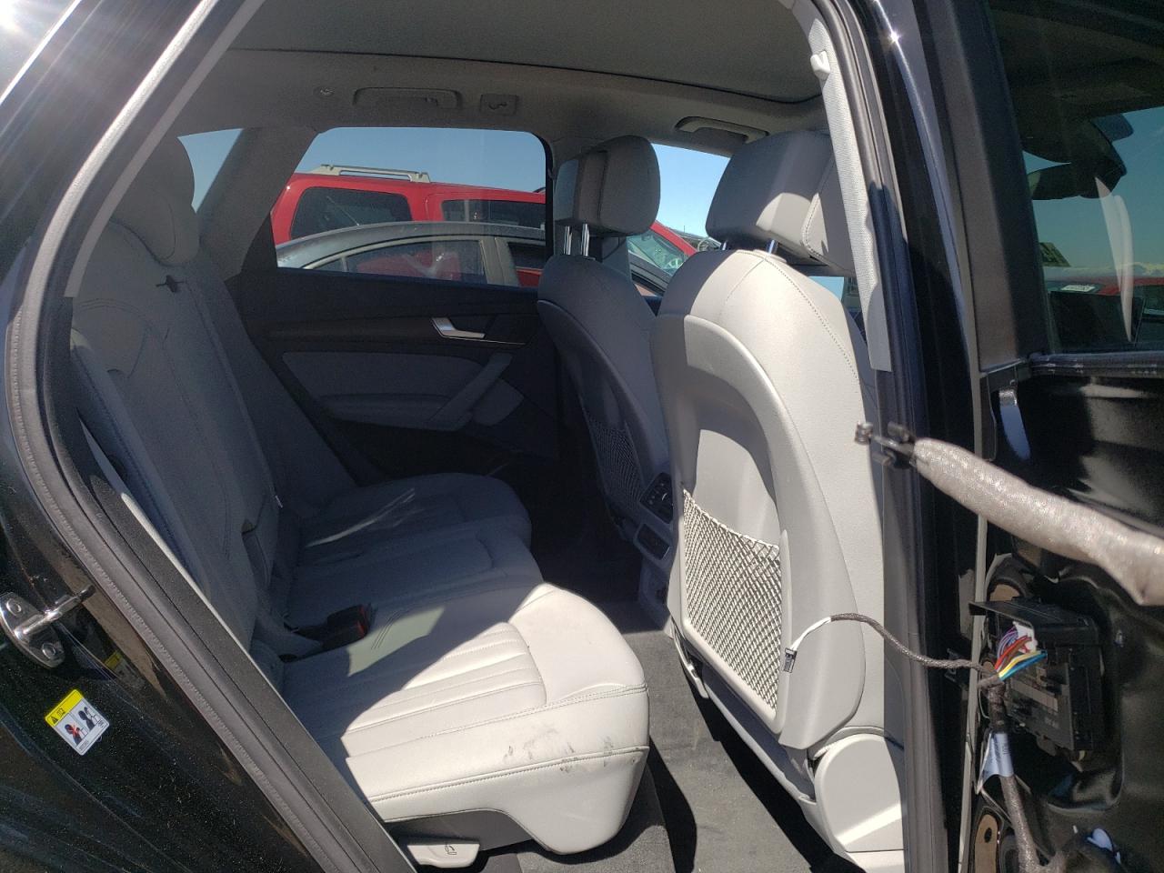 Photo 6 from auction – 2021 AUDI Q5 PREMIUM with VIN WA1BAAFY3M2010793