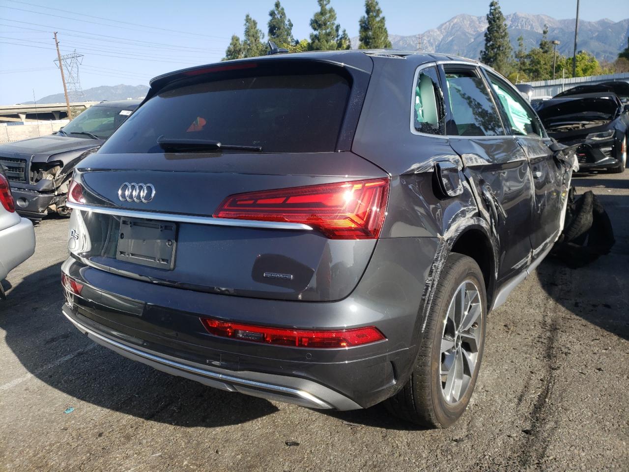 Photo 4 from auction – 2021 AUDI Q5 PREMIUM with VIN WA1BAAFY8M2105088