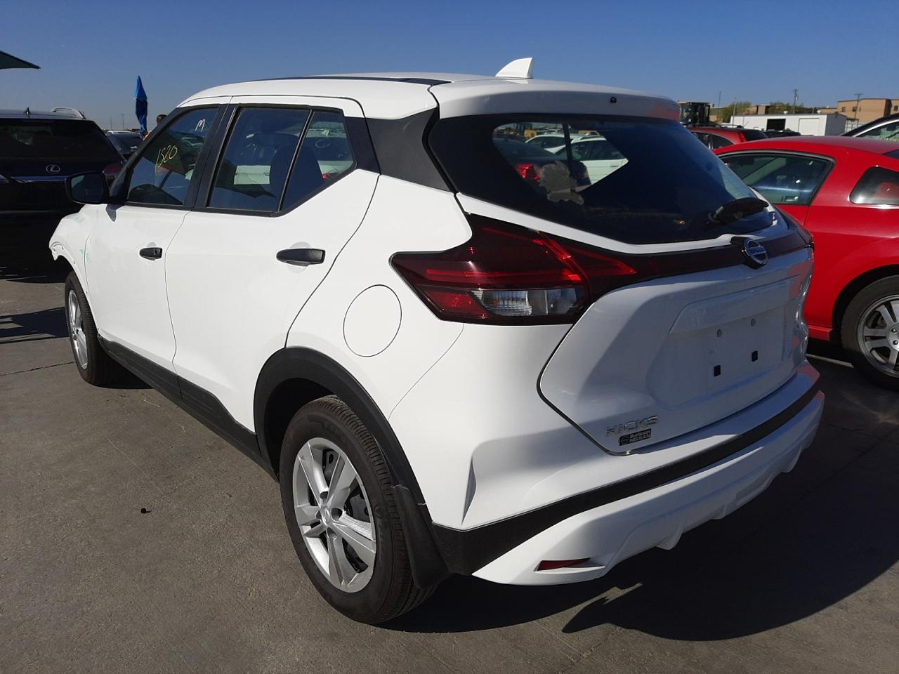 Photo 3 from auction – 2021 NISSAN KICKS S with VIN 3N1CP5BVXML555578