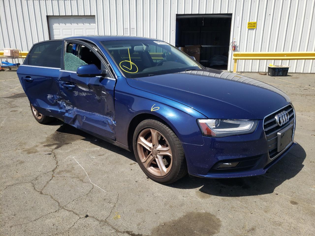 AUDI A4 PREMIUM 2013 with VIN WAUAFAFL4DN034491 - Photo from auction