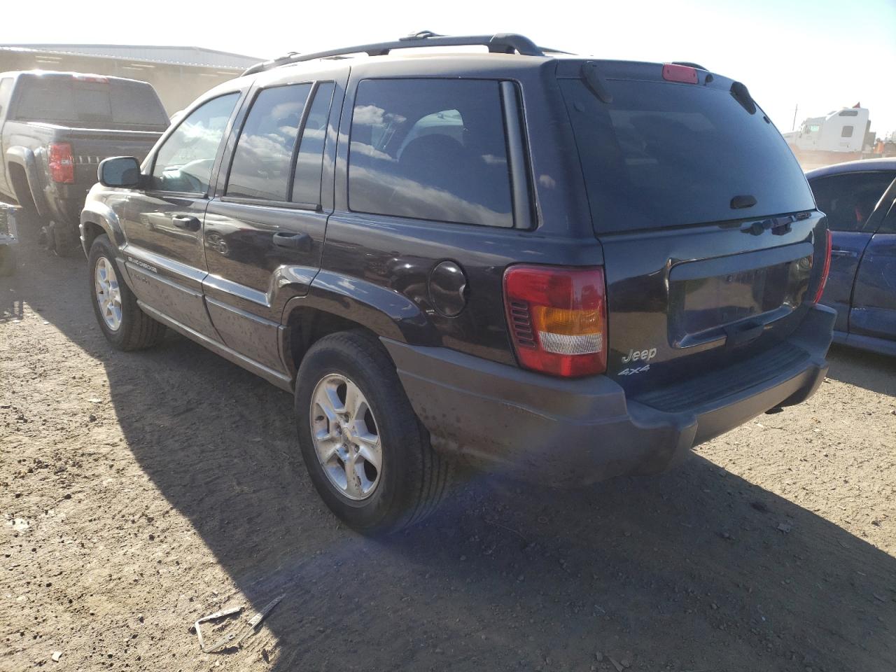 Photo 3 from auction – 2004 JEEP GRAND CHER with VIN 1J4GW48S44C250270