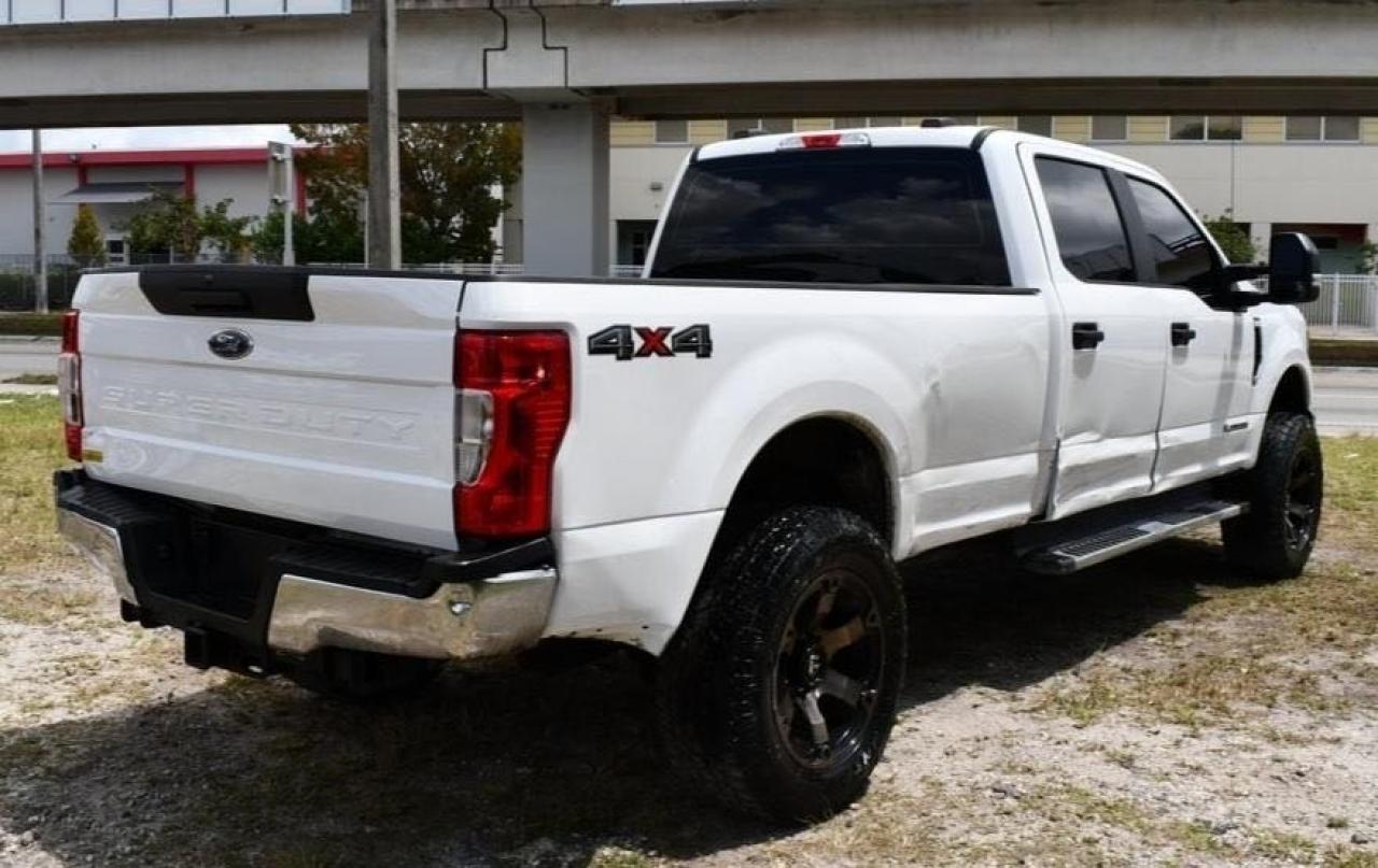 Photo 4 from auction – 2020 FORD F350 SUPER with VIN 1FT8W3BTXLED83009