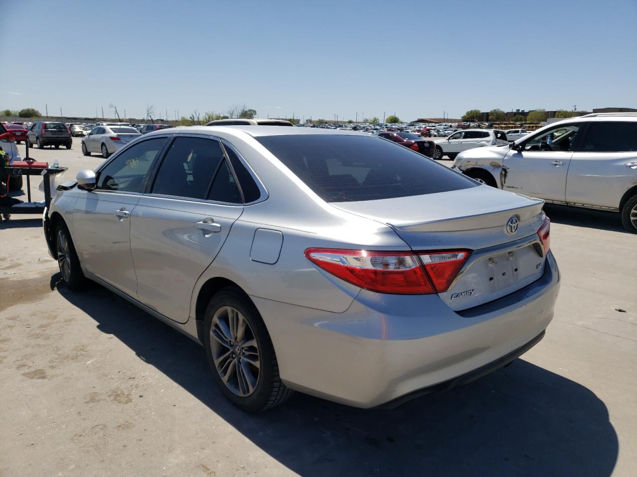 Photo 3 from auction – 2017 TOYOTA CAMRY LE with VIN 4T1BF1FK1HU397871