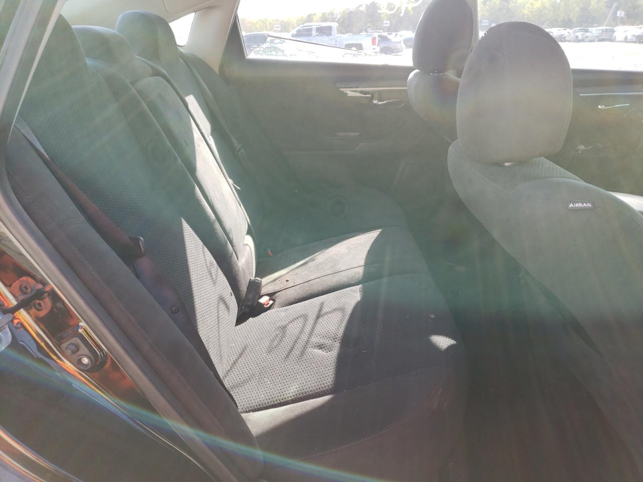 Photo 6 from auction – 2015 NISSAN ALTIMA 2.5 with VIN 1N4AL3AP6FC296289