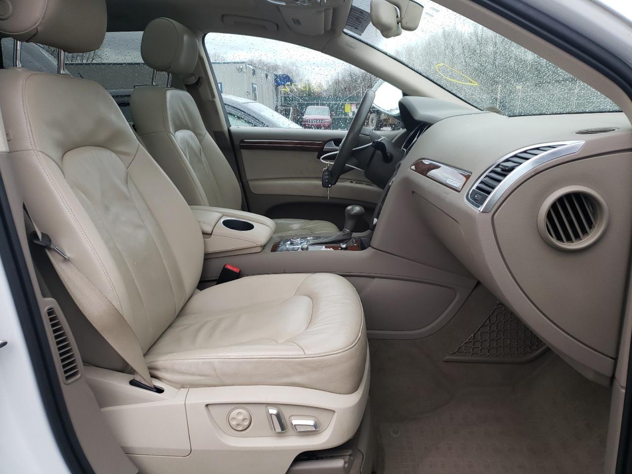 Photo 5 from auction – 2014 AUDI Q7 PREMIUM with VIN WA1LGAFE2ED001436