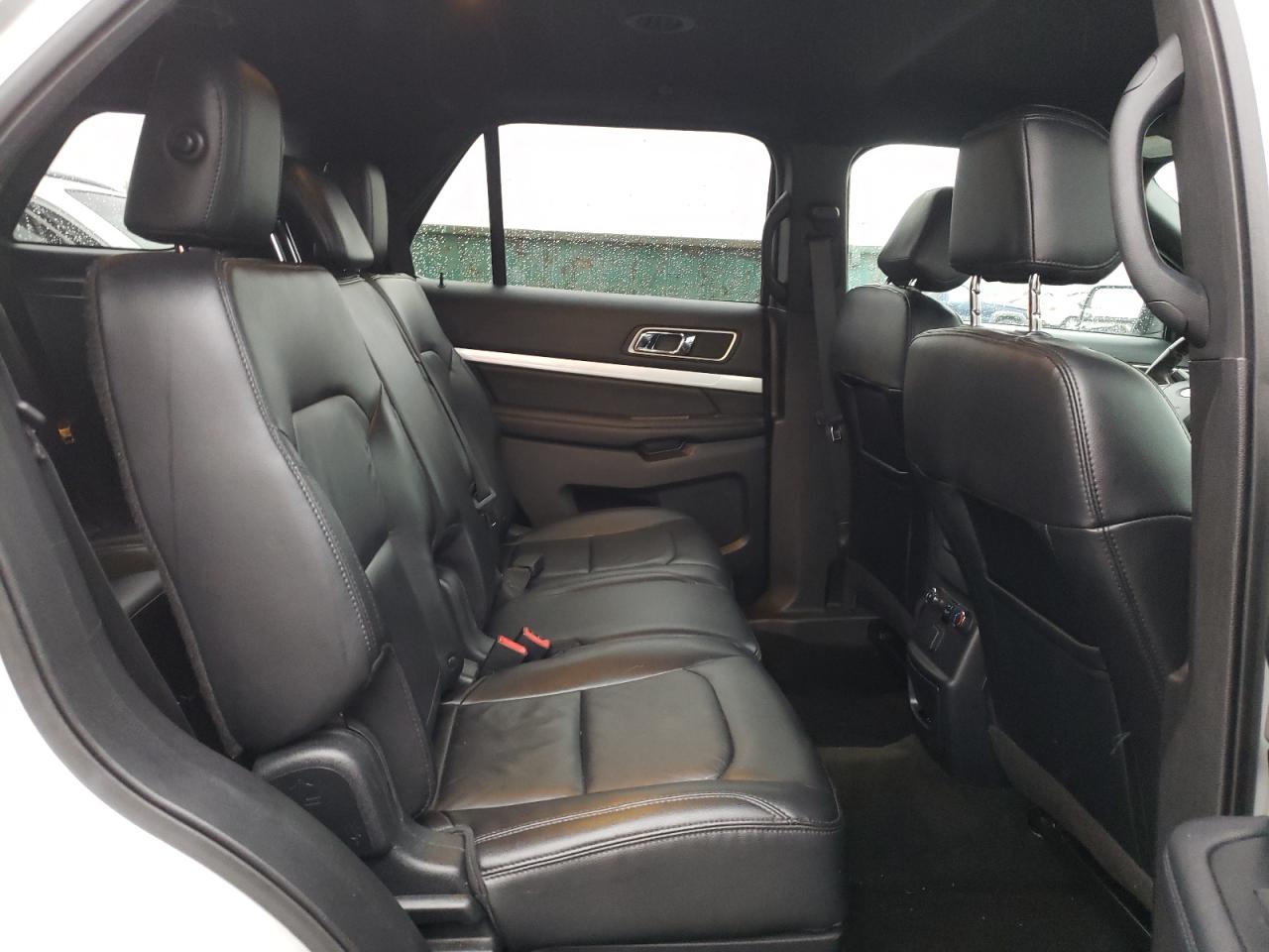 Photo 6 from auction – 2016 FORD EXPLORER X with VIN 1FM5K8D86GGB00762
