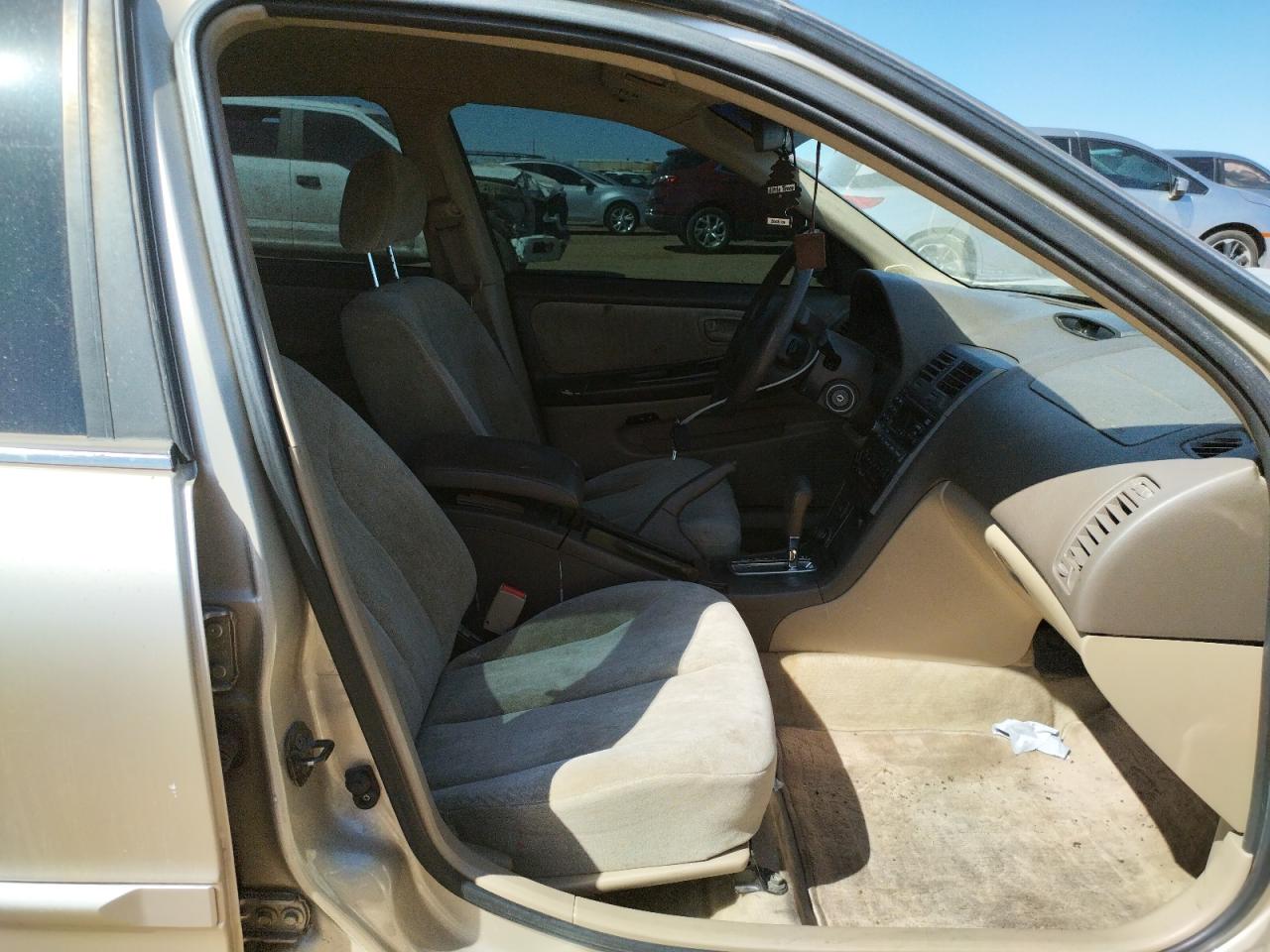 Photo 5 from auction – 2000 NISSAN MAXIMA GLE with VIN JN1CA31D7YT764275