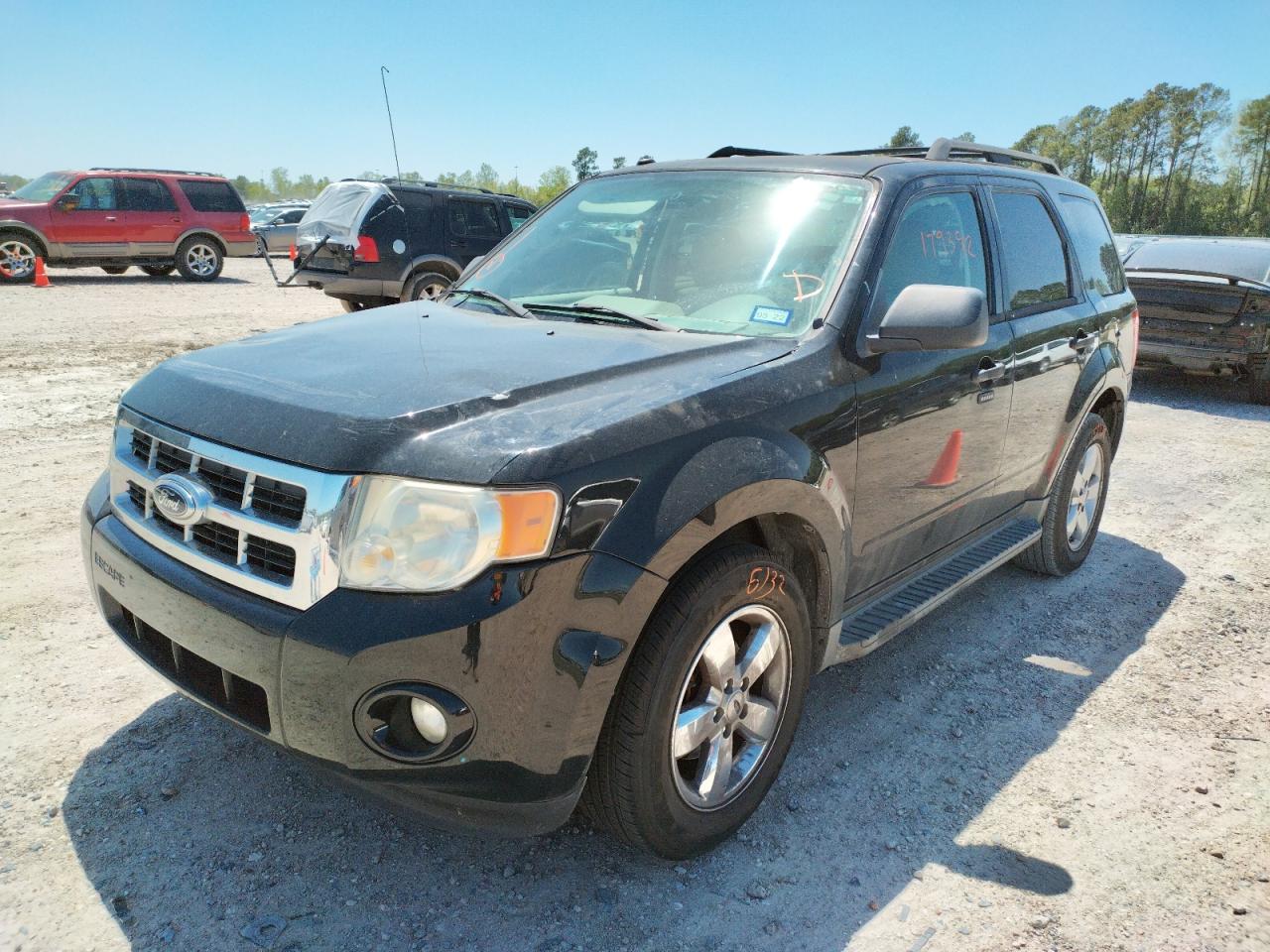 Photo 2 from auction – 2010 FORD ESCAPE XLT with VIN 1FMCU0DG4AKC97462