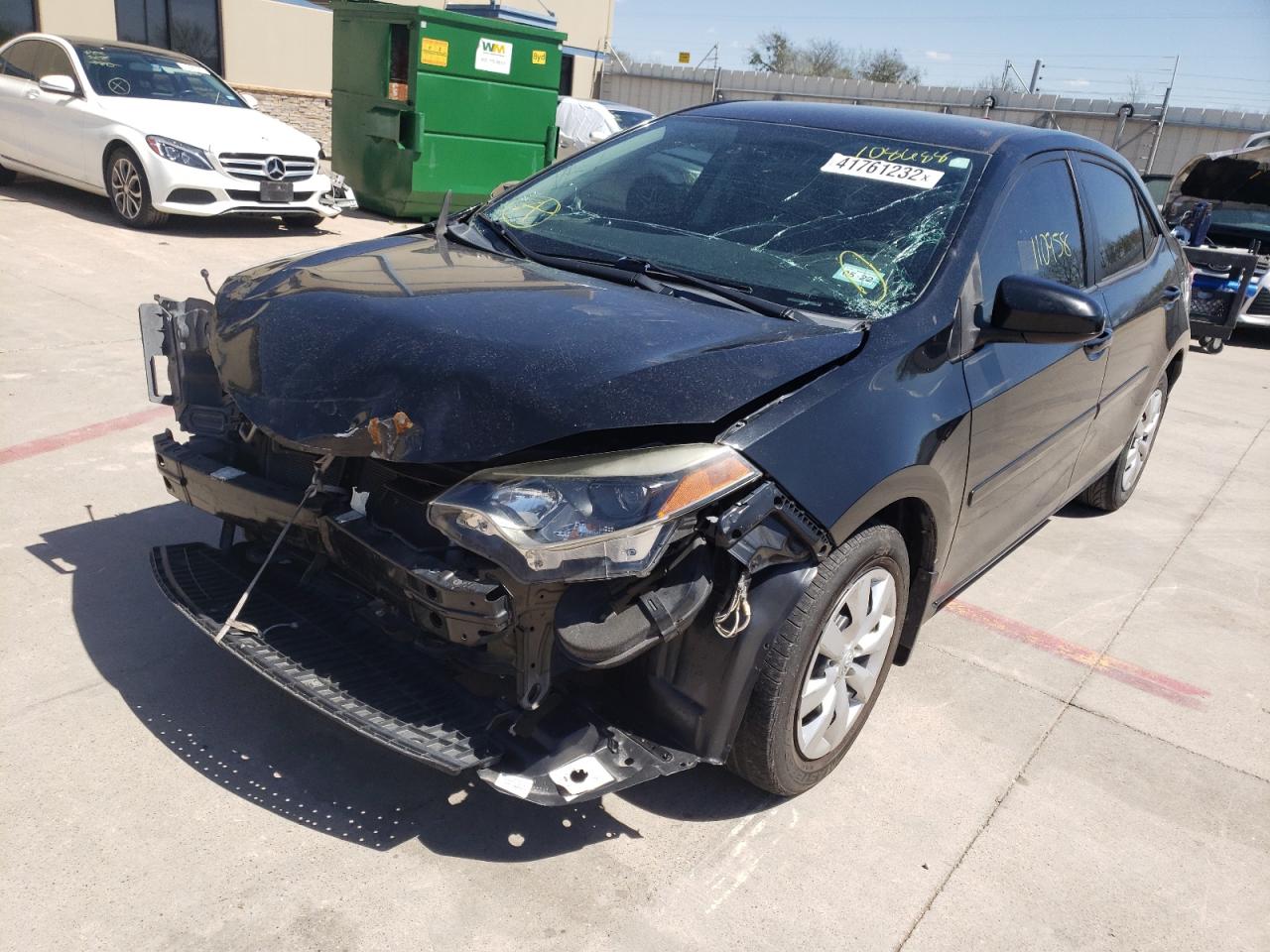 Photo 2 from auction – 2014 TOYOTA COROLLA L with VIN 5YFBURHE1EP108688