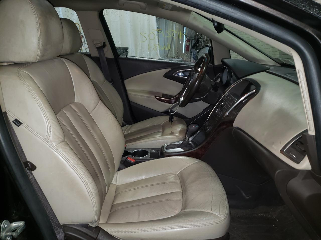 Photo 5 from auction – 2013 BUICK VERANO with VIN 1G4PS5SK9D4253817