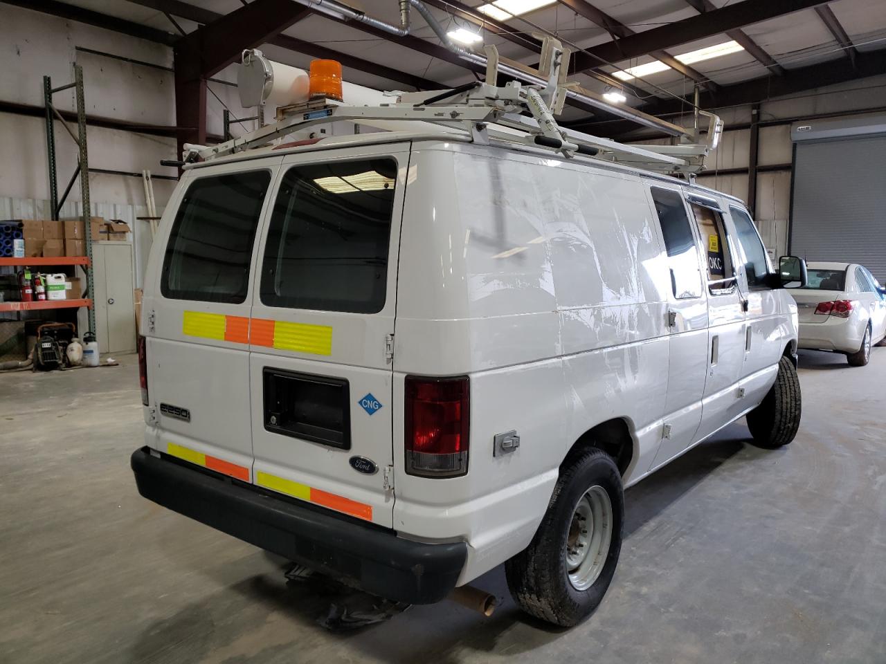 Photo 4 from auction – 2010 FORD ECONOLINE with VIN 1FTNE2EL2ADA50219